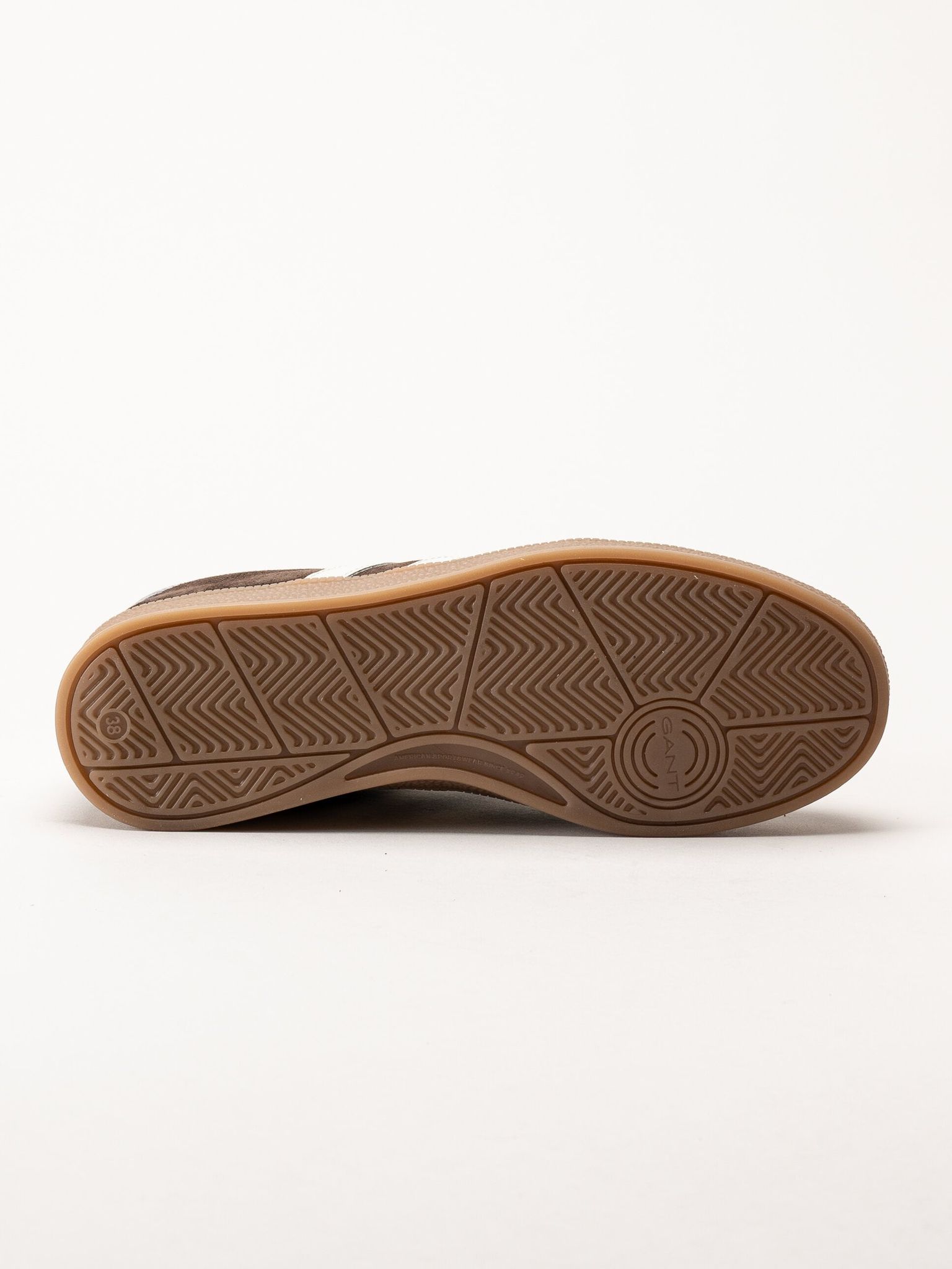 Gant Footwear - Cuzima Sneaker - Mörkbruna retro sneakers i mocka med skinndetaljer