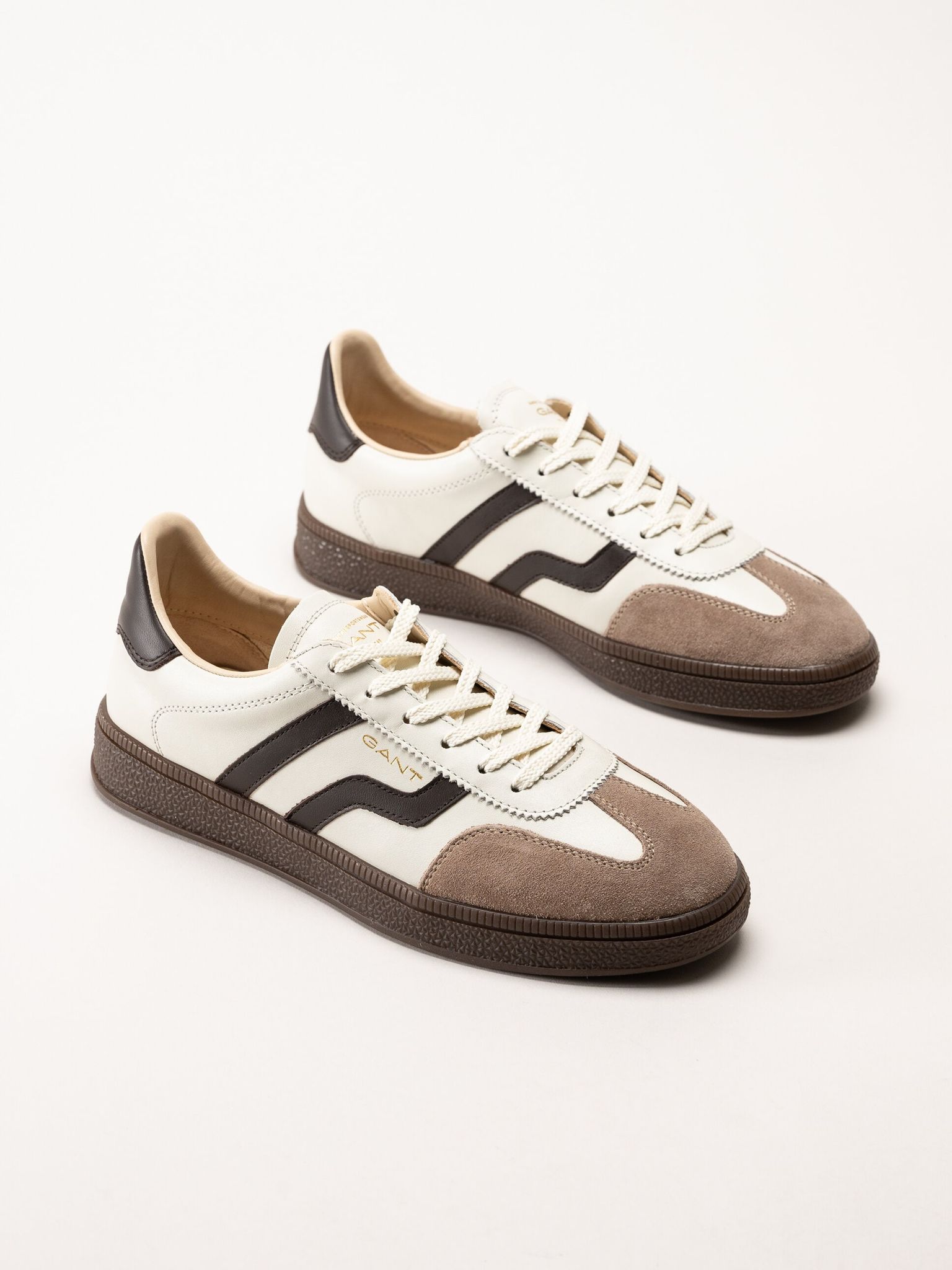 Gant Footwear - Cuzima Sneaker - Off White retro sneakers i skinn och mocka