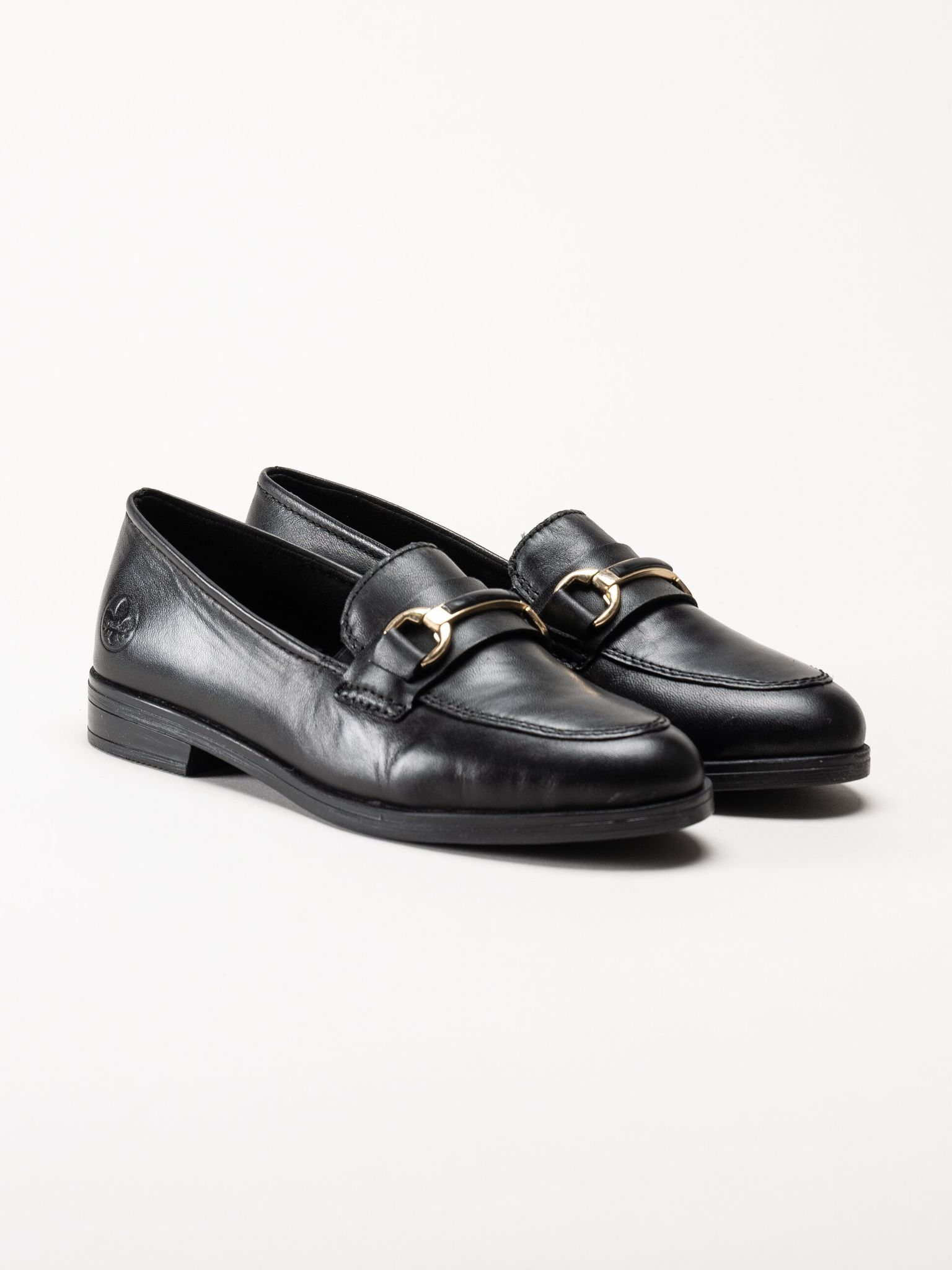 Svarta loafers i skinn