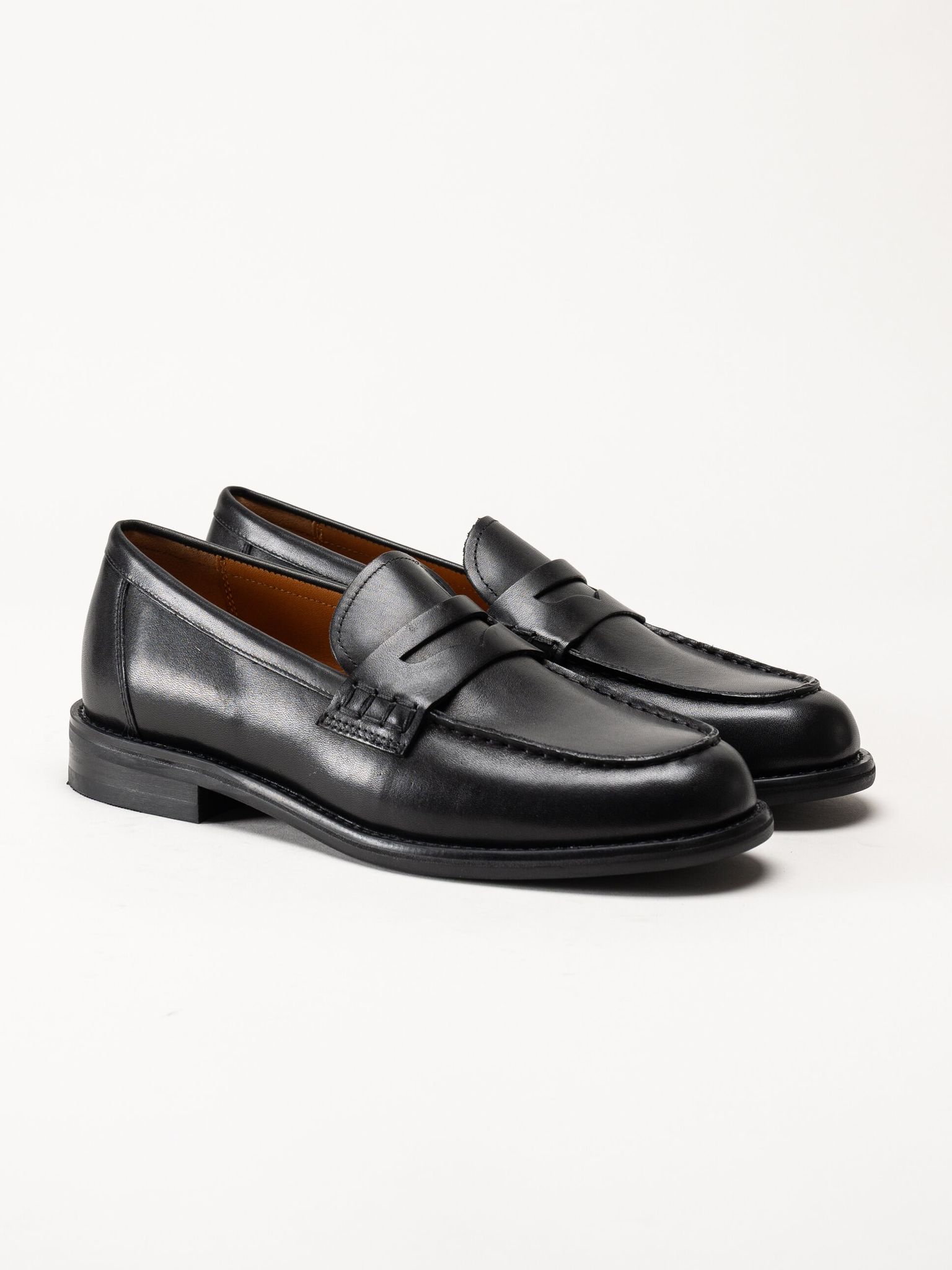 Vagabond - Linn - Svarta loafers i skinn