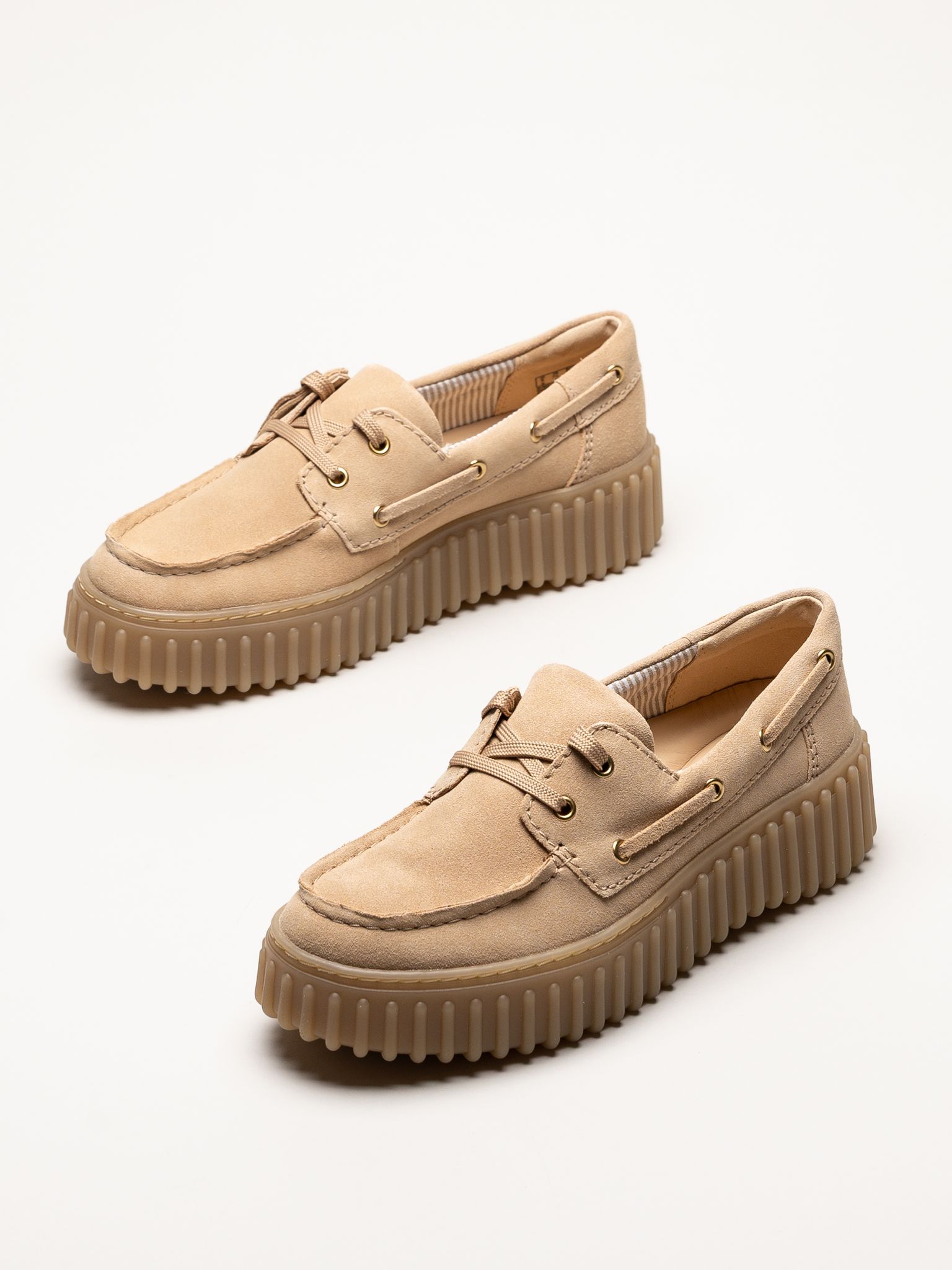 Clarks - Torhill Boat - Beige snörskor i mocka
