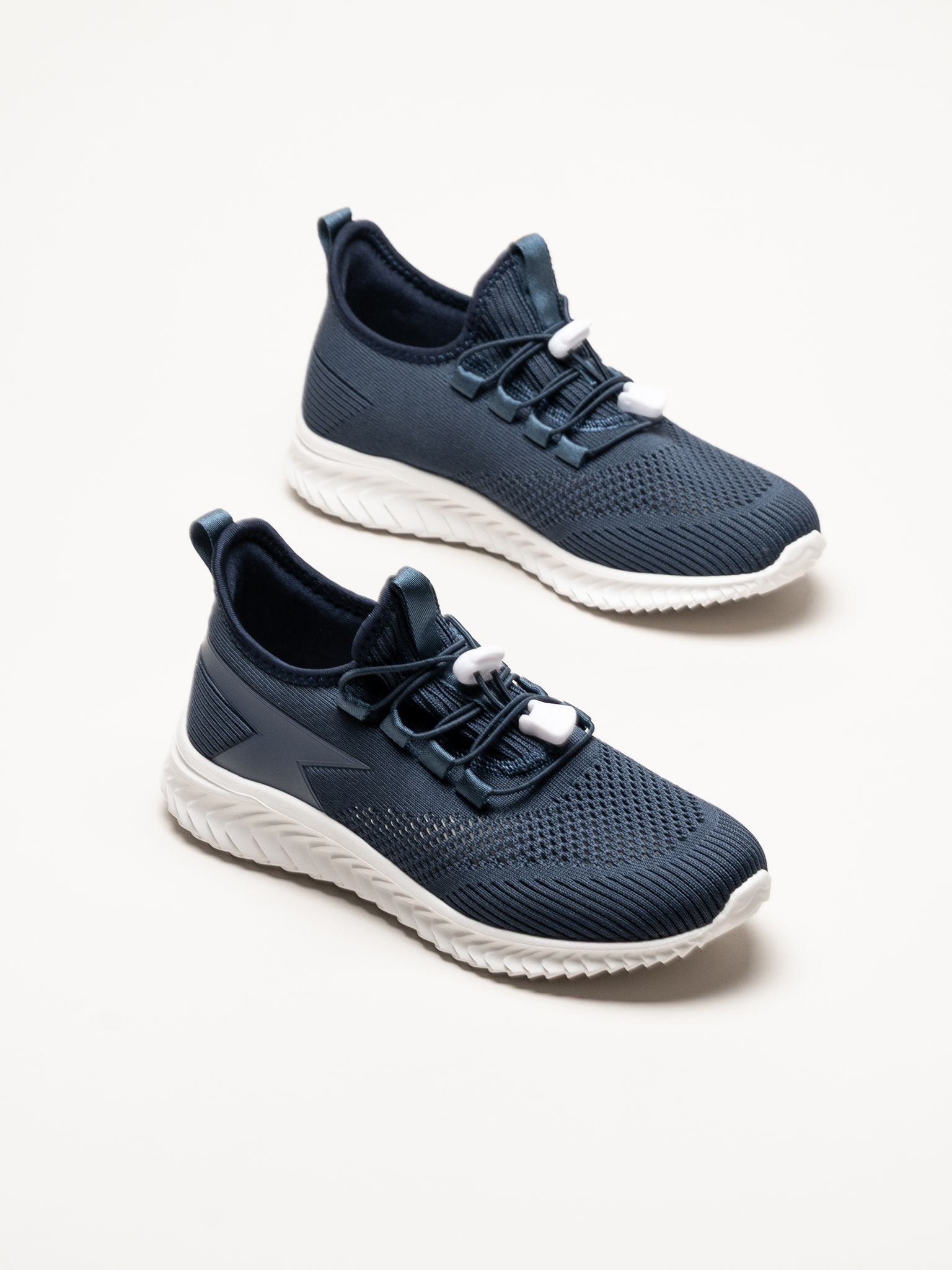 Soft Comfort - Heliett - Mörkblå sneakers i stickad textil