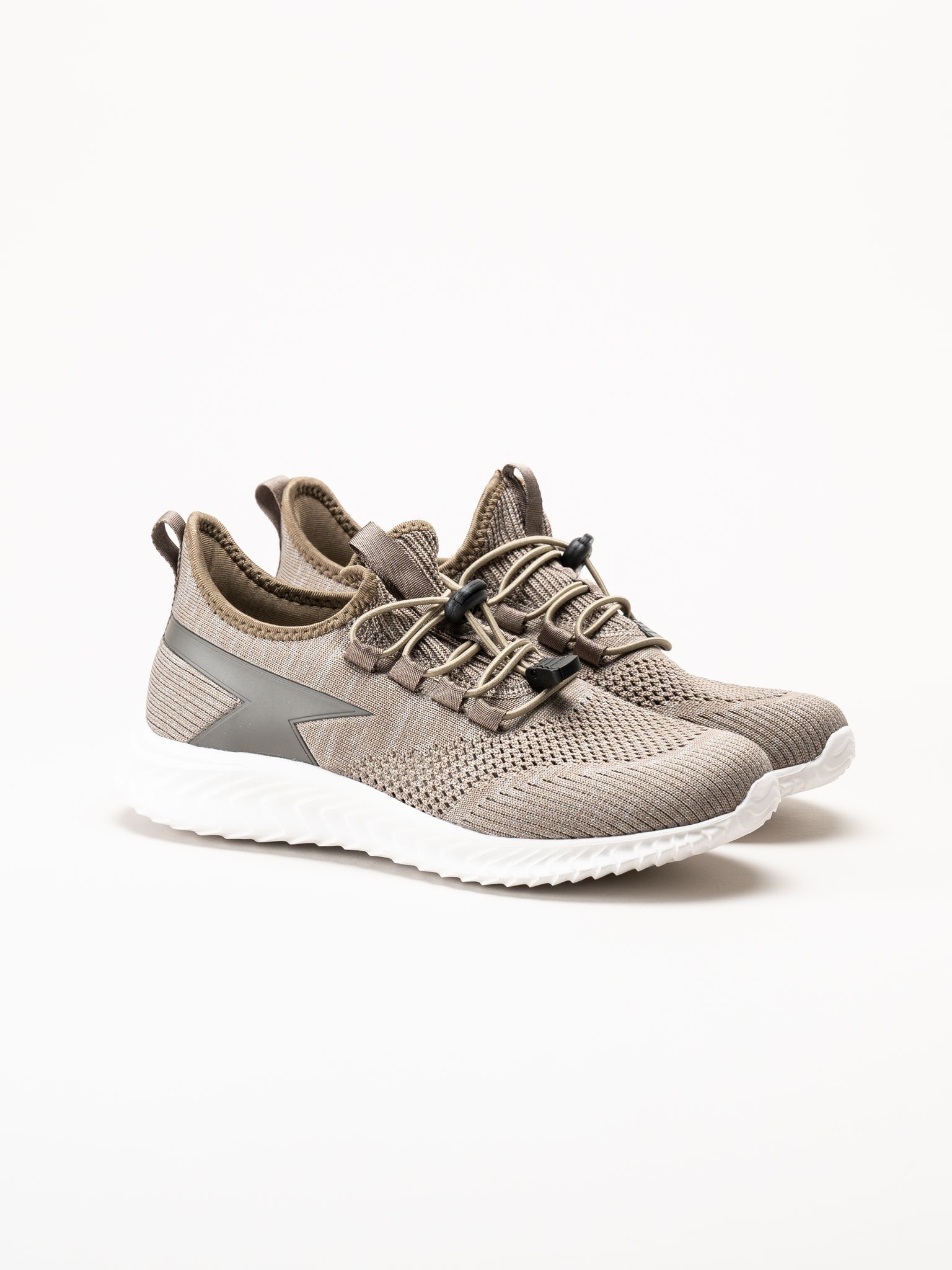Soft Comfort - Heliett - Bruna sneakers i stickad texil