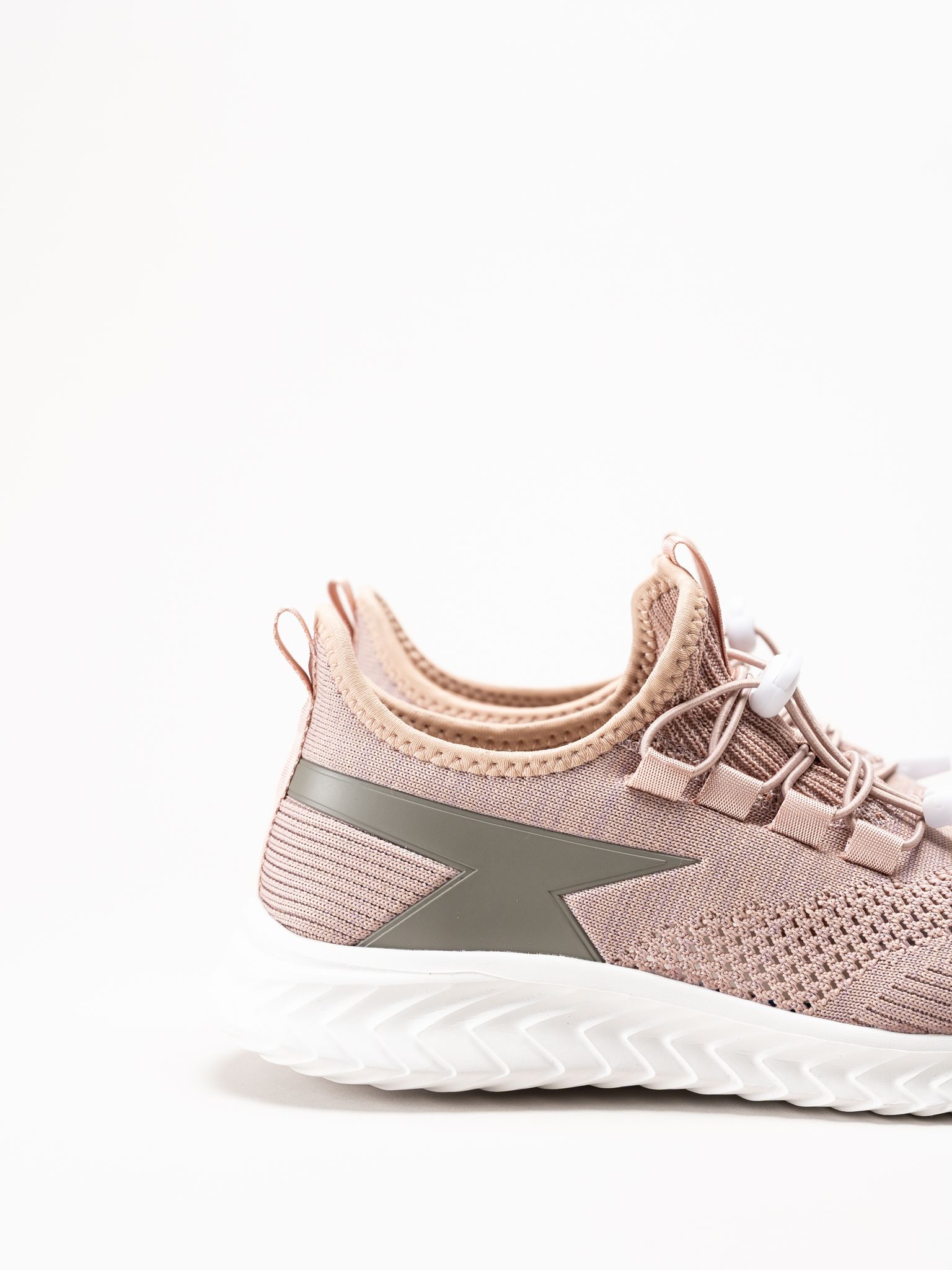 Soft Comfort - Heliett - Rosa sneakers i stickad textil