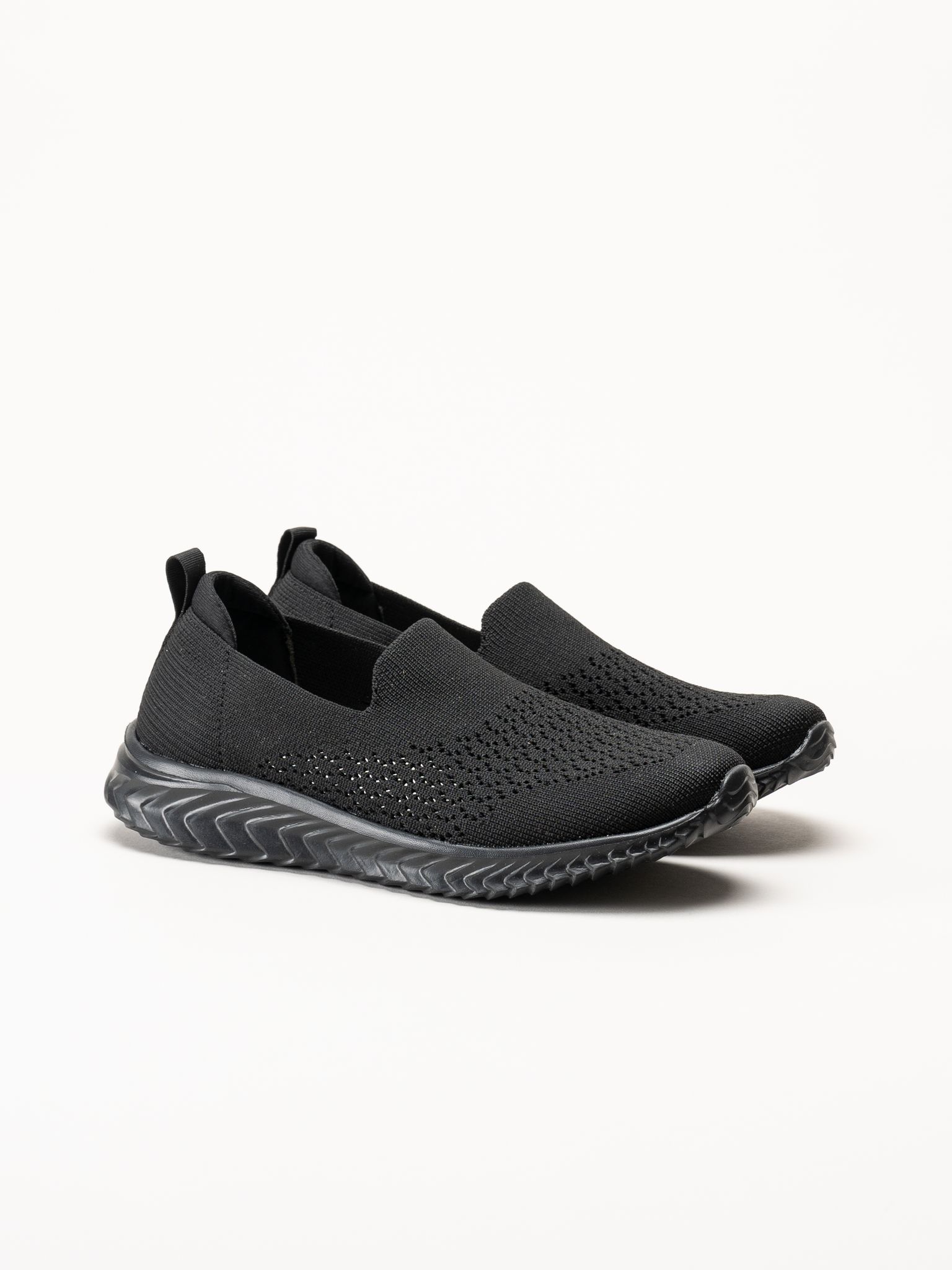 Soft Comfort - Turnpike - Svarta sneakers i stickad textil