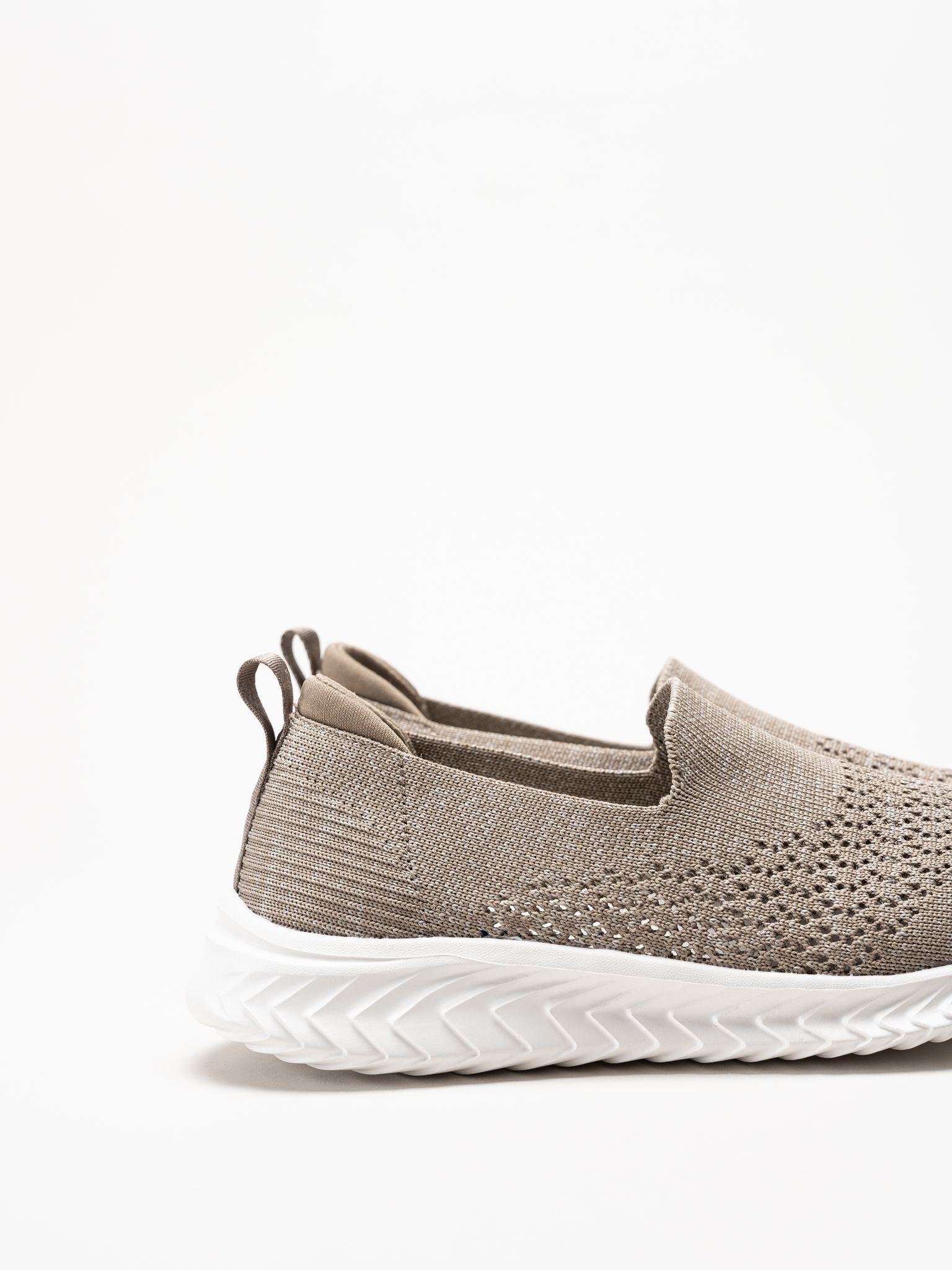 Soft Comfort - Turnpike - Beige sneakers i stickad textil