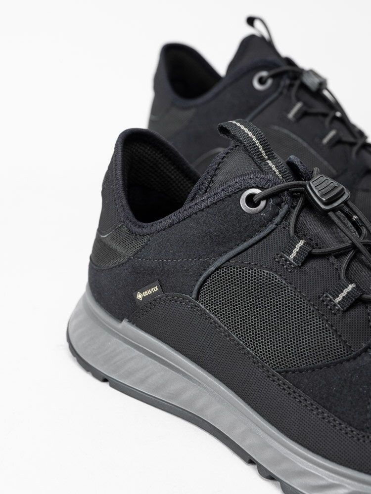 Ecco - Exostride W Low Gtx - Svarta promenadskor med GoreTex