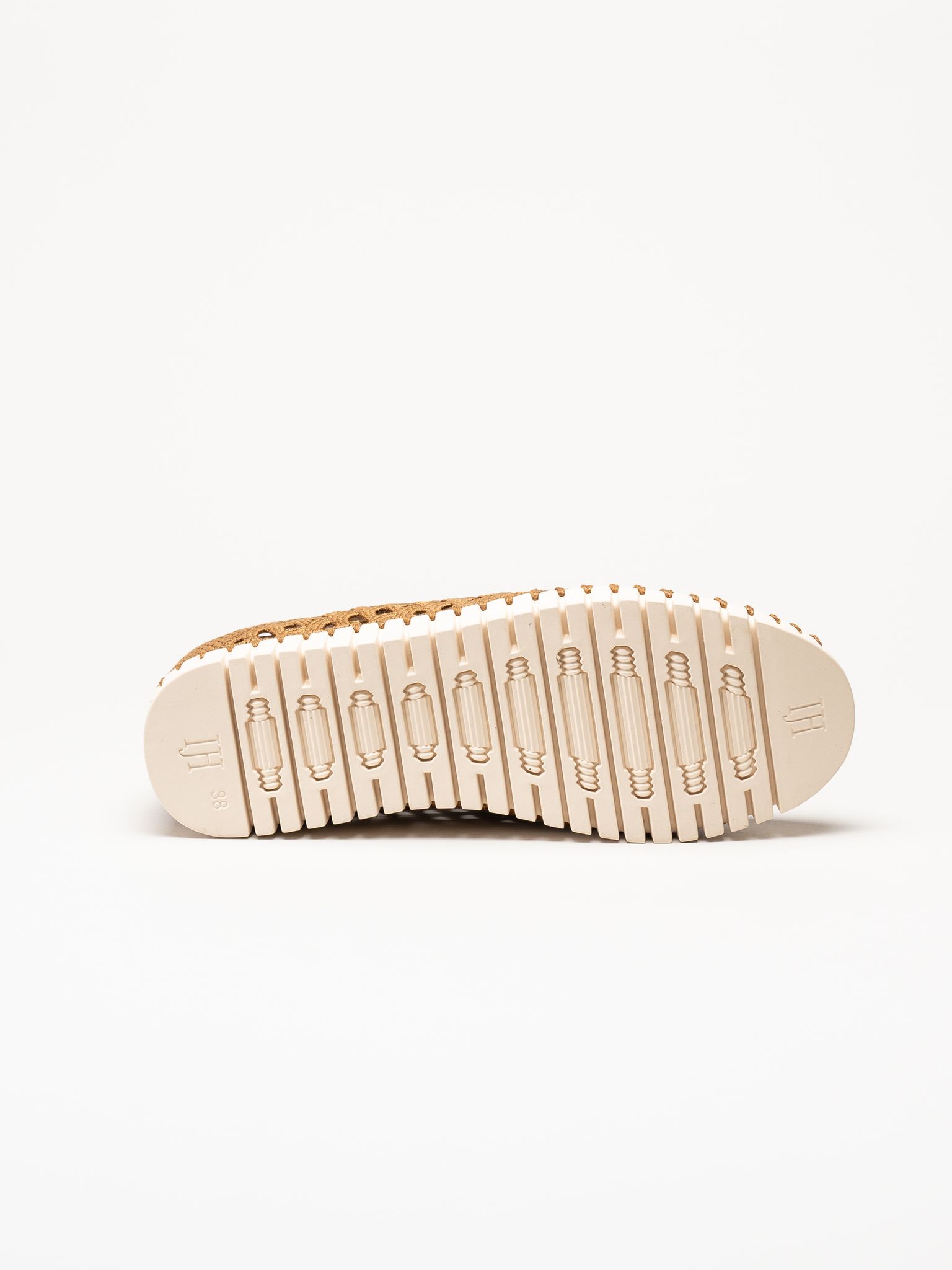 Ilse Jacobsen - Tulip Embroidery - Bruna perforerade sneakers