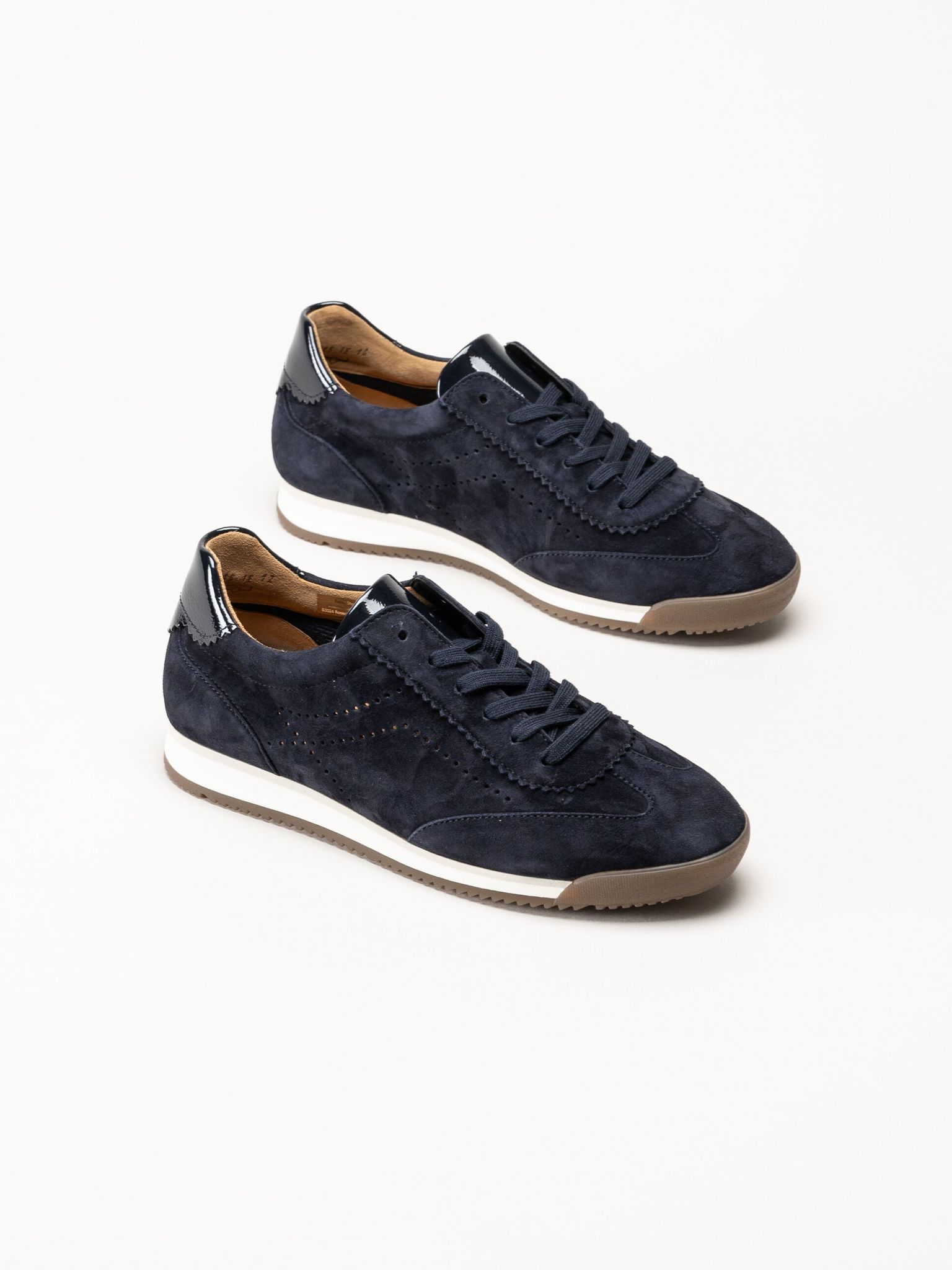 Gabor - Mörkblå sneakers i mocka