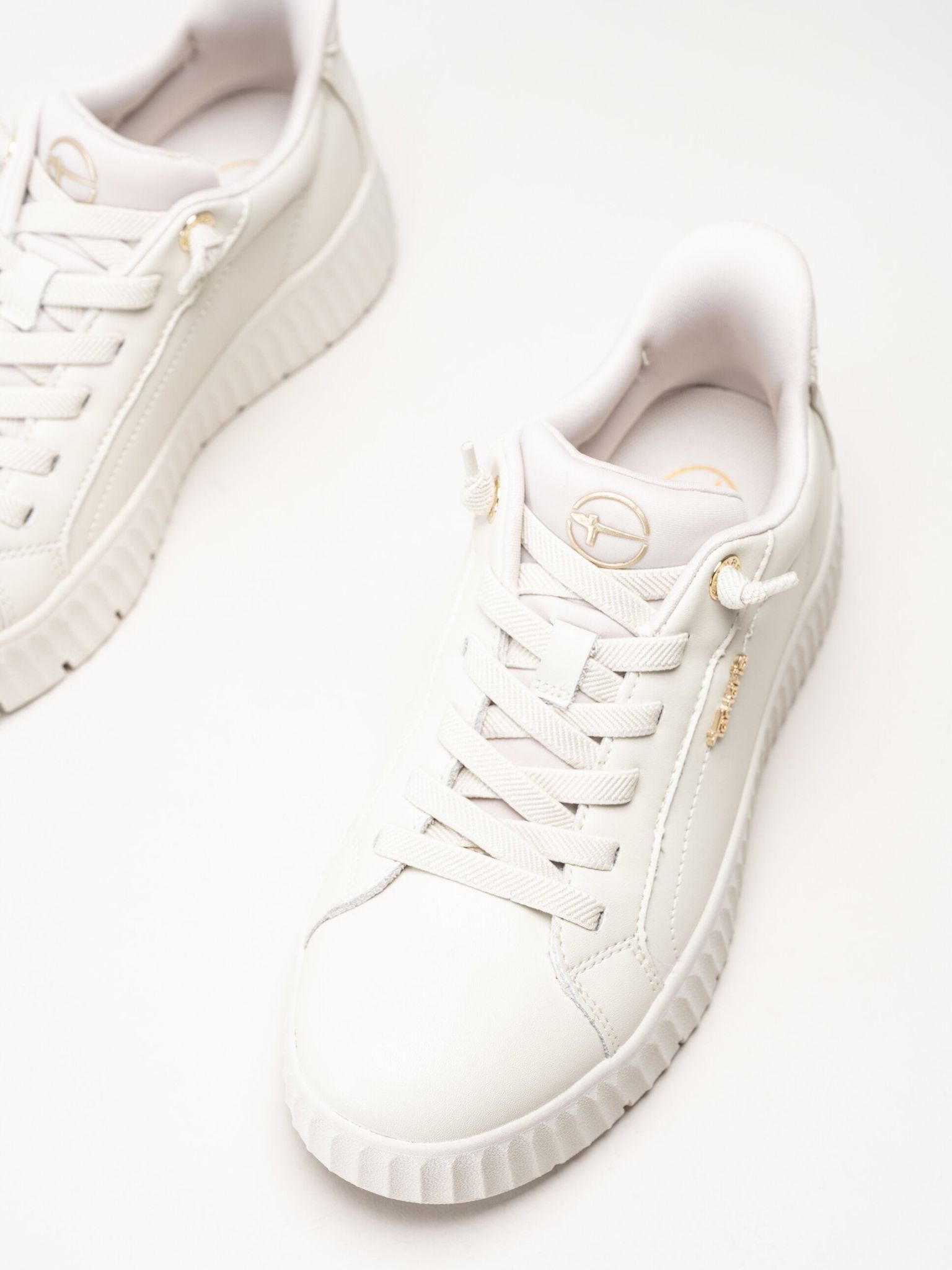 Tamaris Comfort - Vita sneakers i skinn