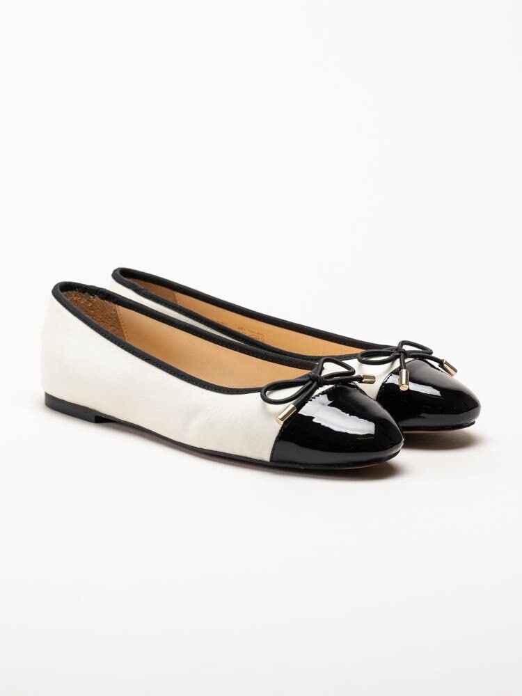 Dasia - Cate - Vita ballerinaskor i skinn