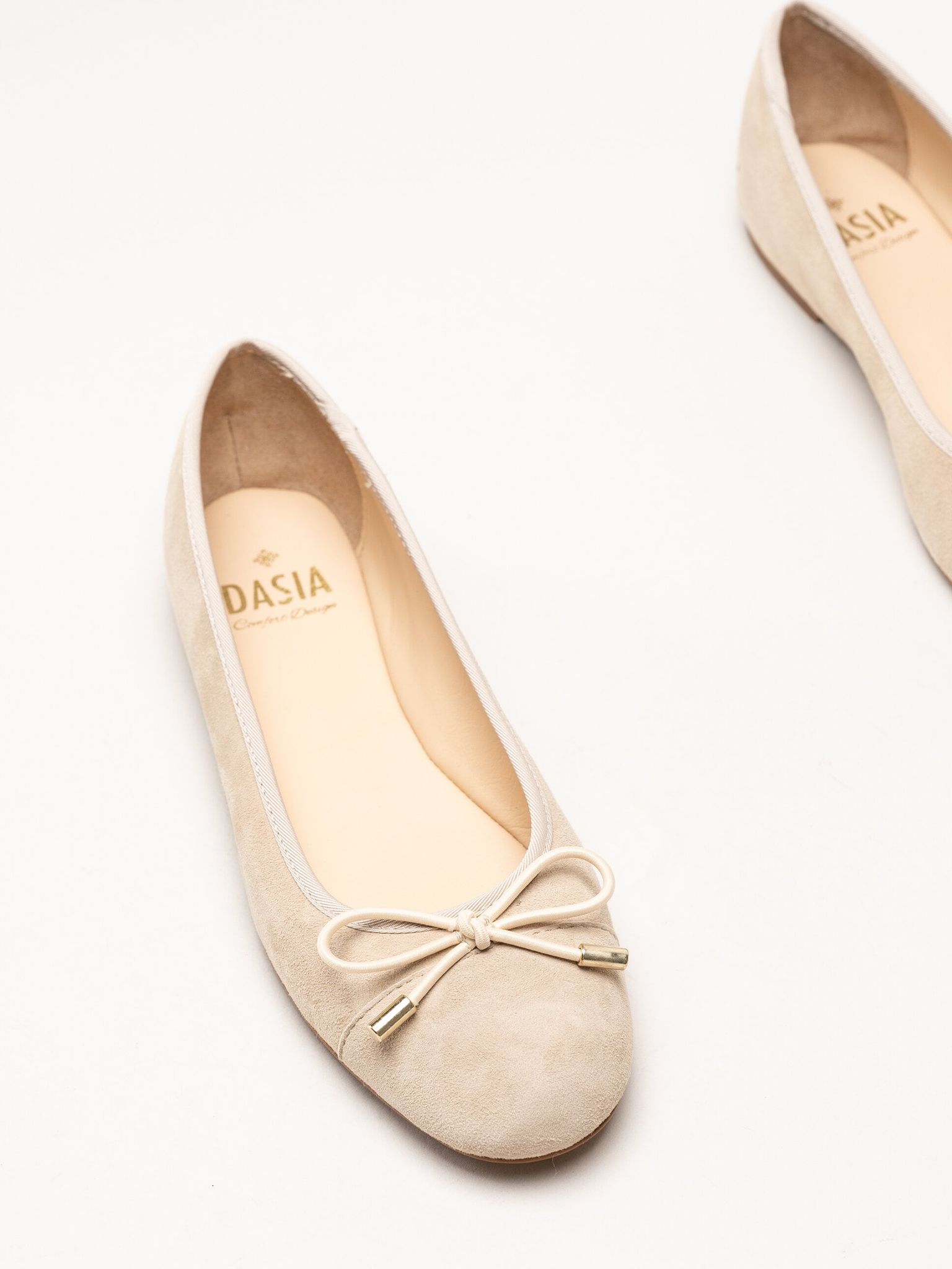 Dasia - Cate - Beige ballerinaskor i mocka