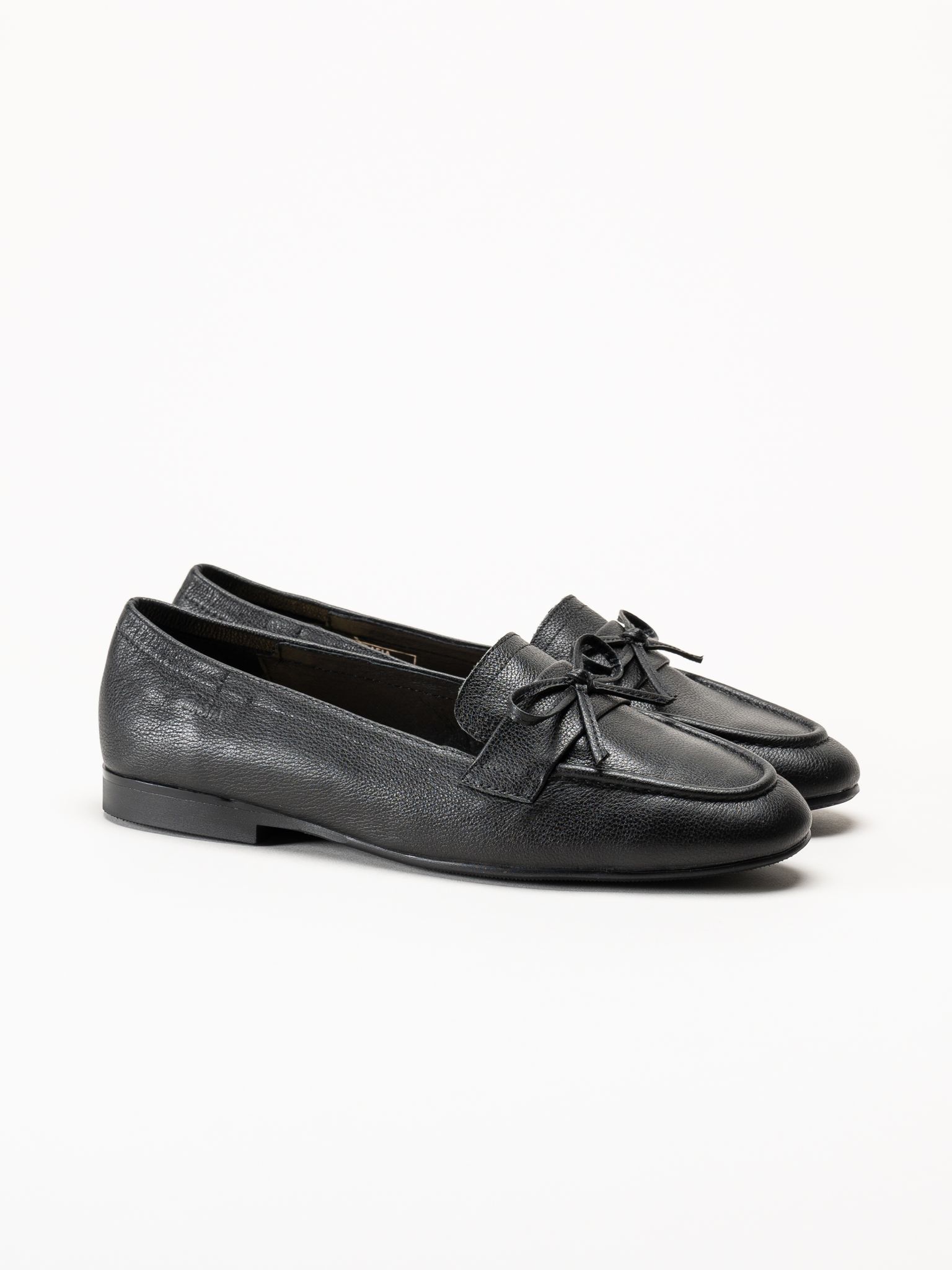 Dasia - Shelly - Svarta loafers i skinn