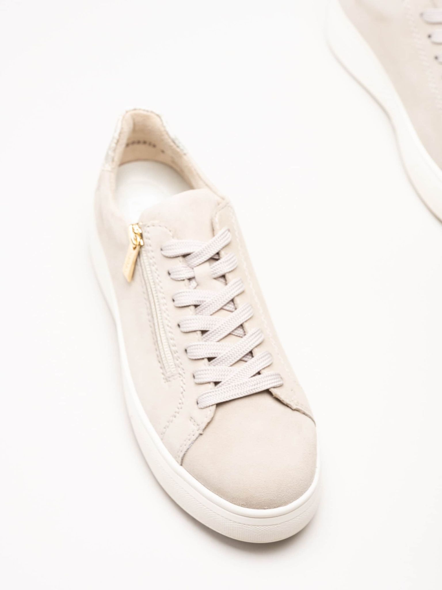 Rieker - Beige sneakers i nubuck