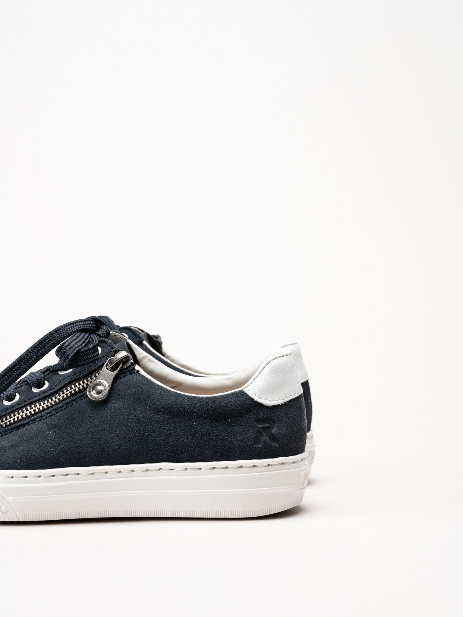 Rieker - Mörkblå sneakers med dragkedja