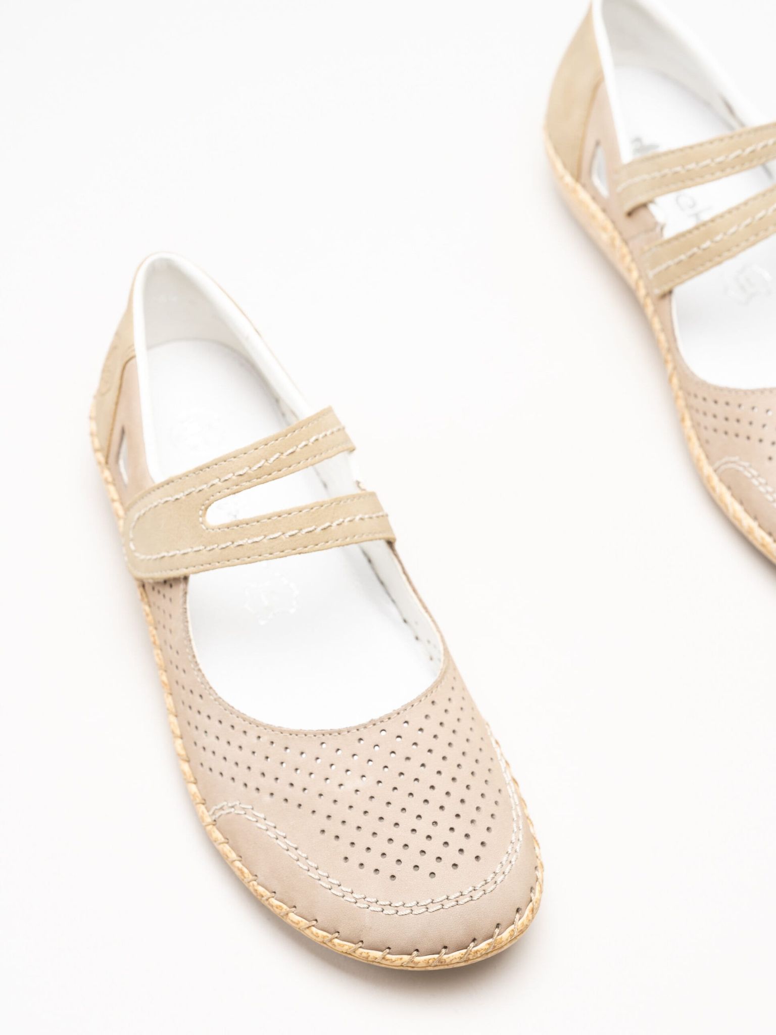 Rieker - Beige ballerinasko med sleif