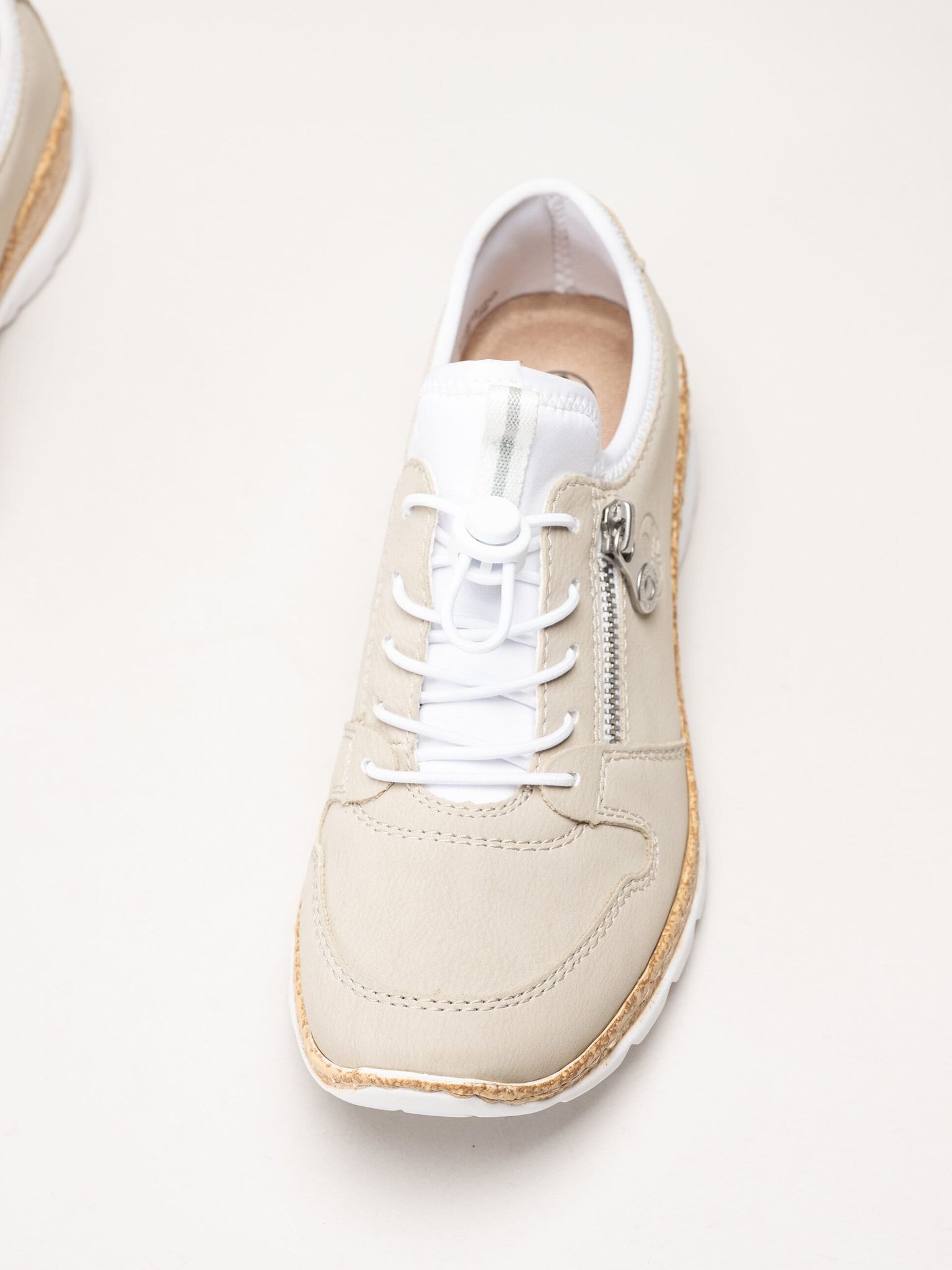 Rieker - Beige sneakers i skinnimitation