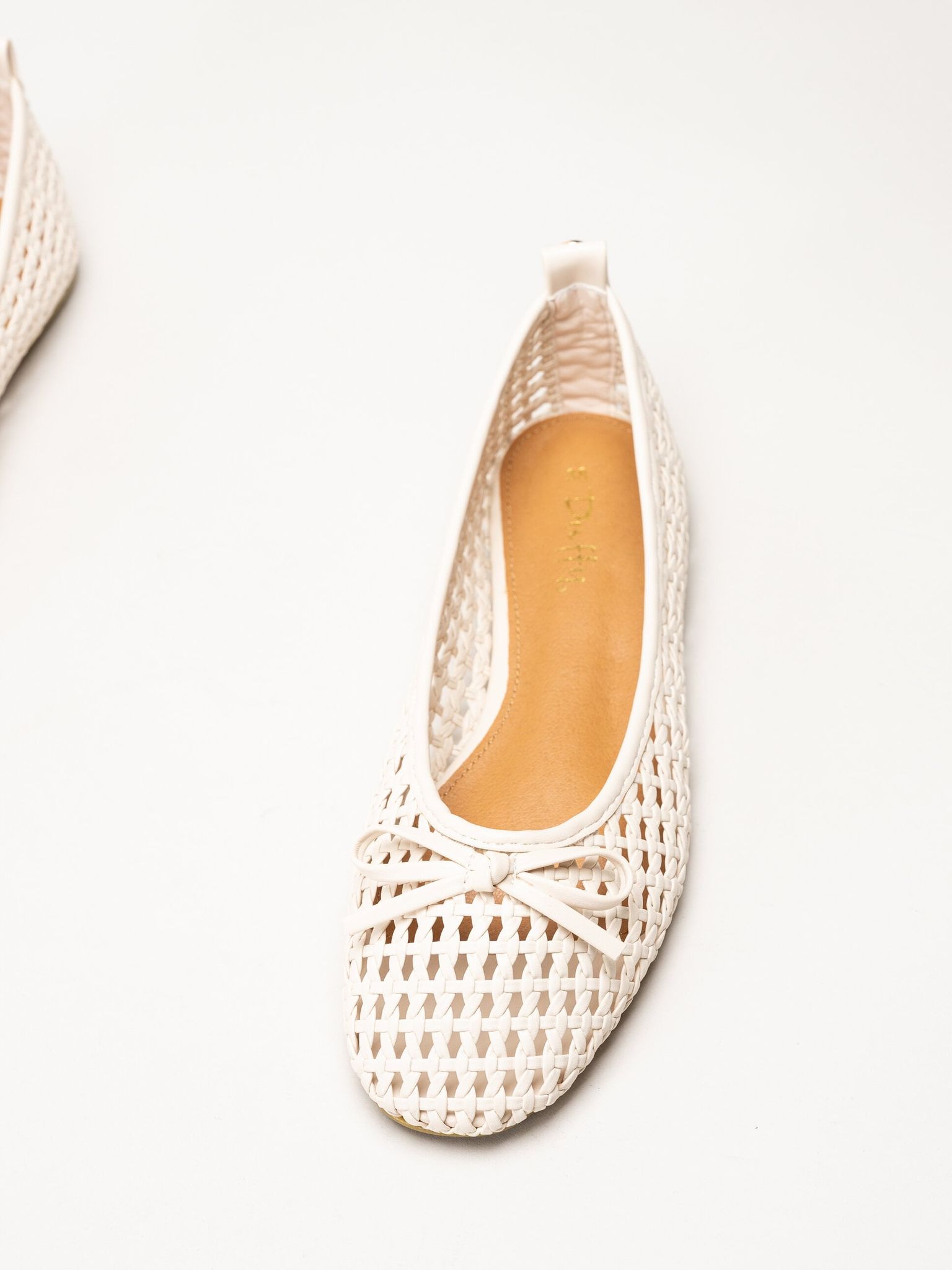 Duffy - Beige flätad ballerinaskor