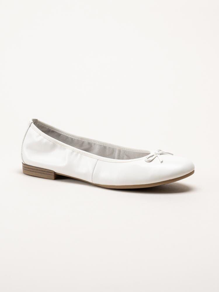 Tamaris - Vita ballerina i skinn