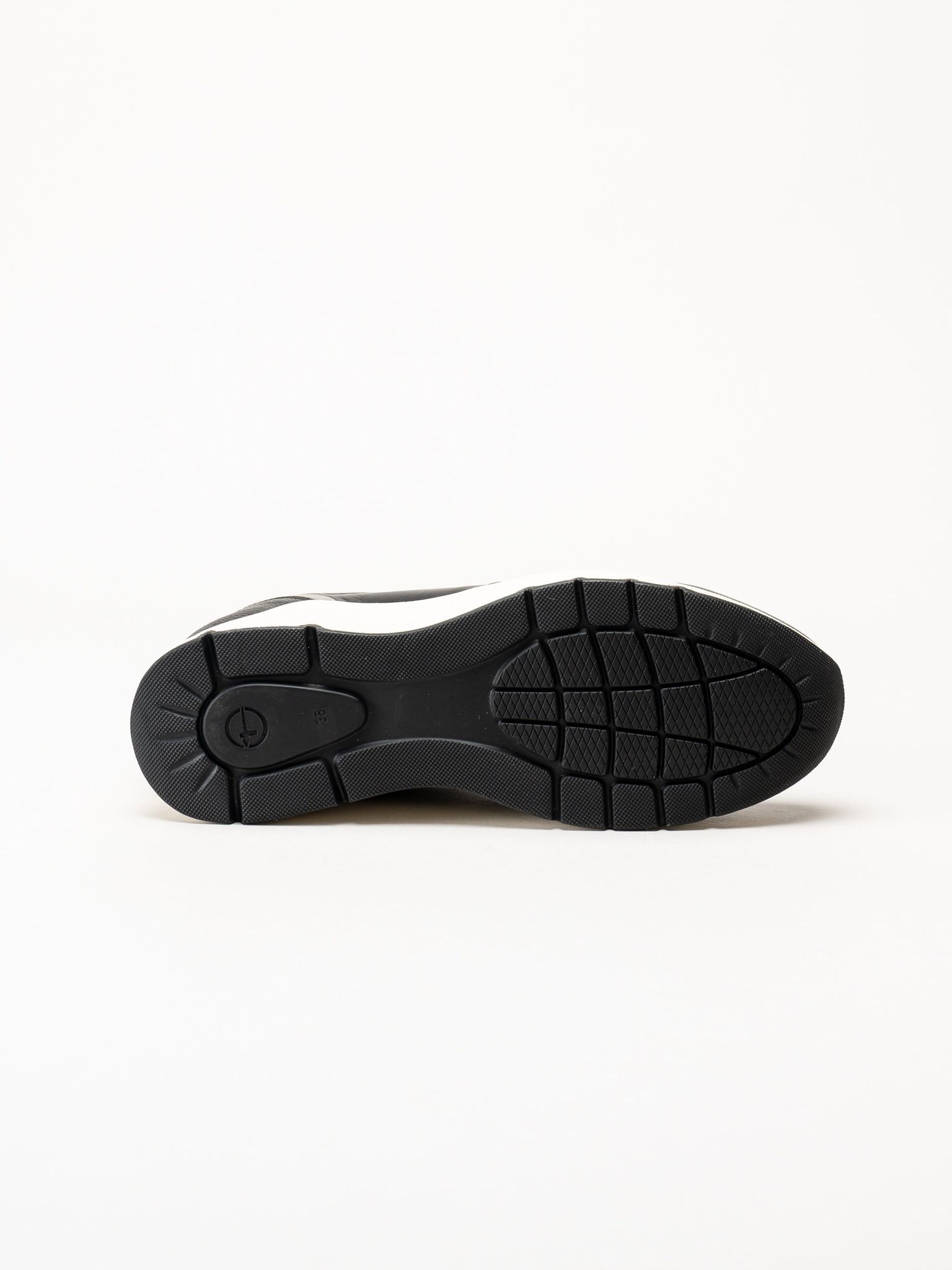 Tamaris - Svarta sneakers i skinn
