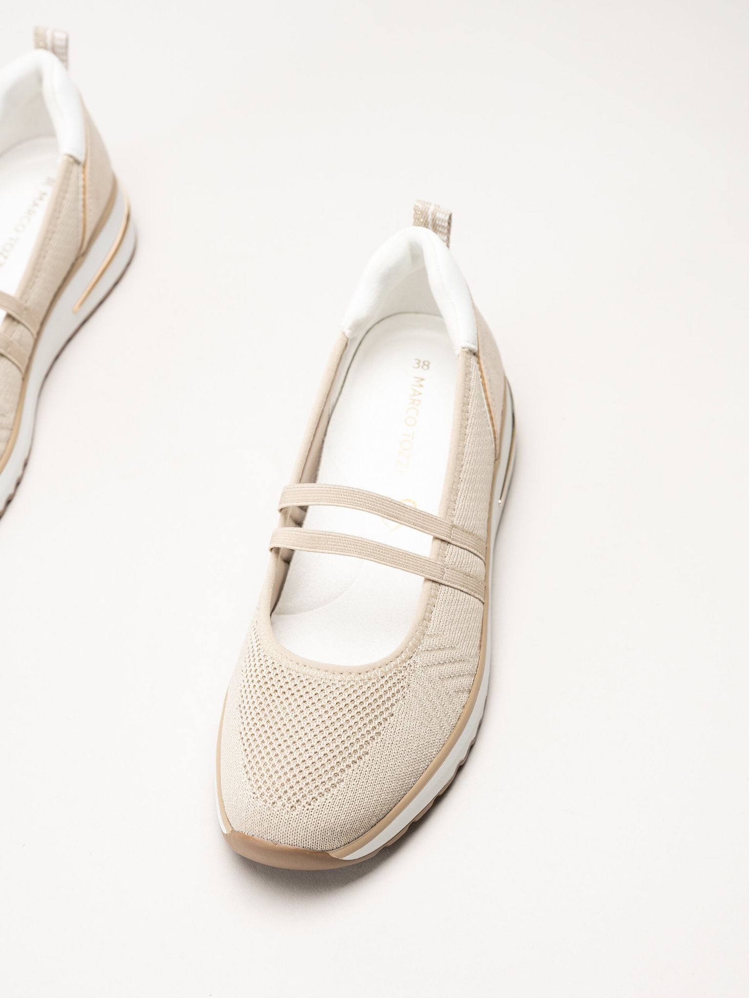 Marco Tozzi - Beige ballerinaskor i mesh