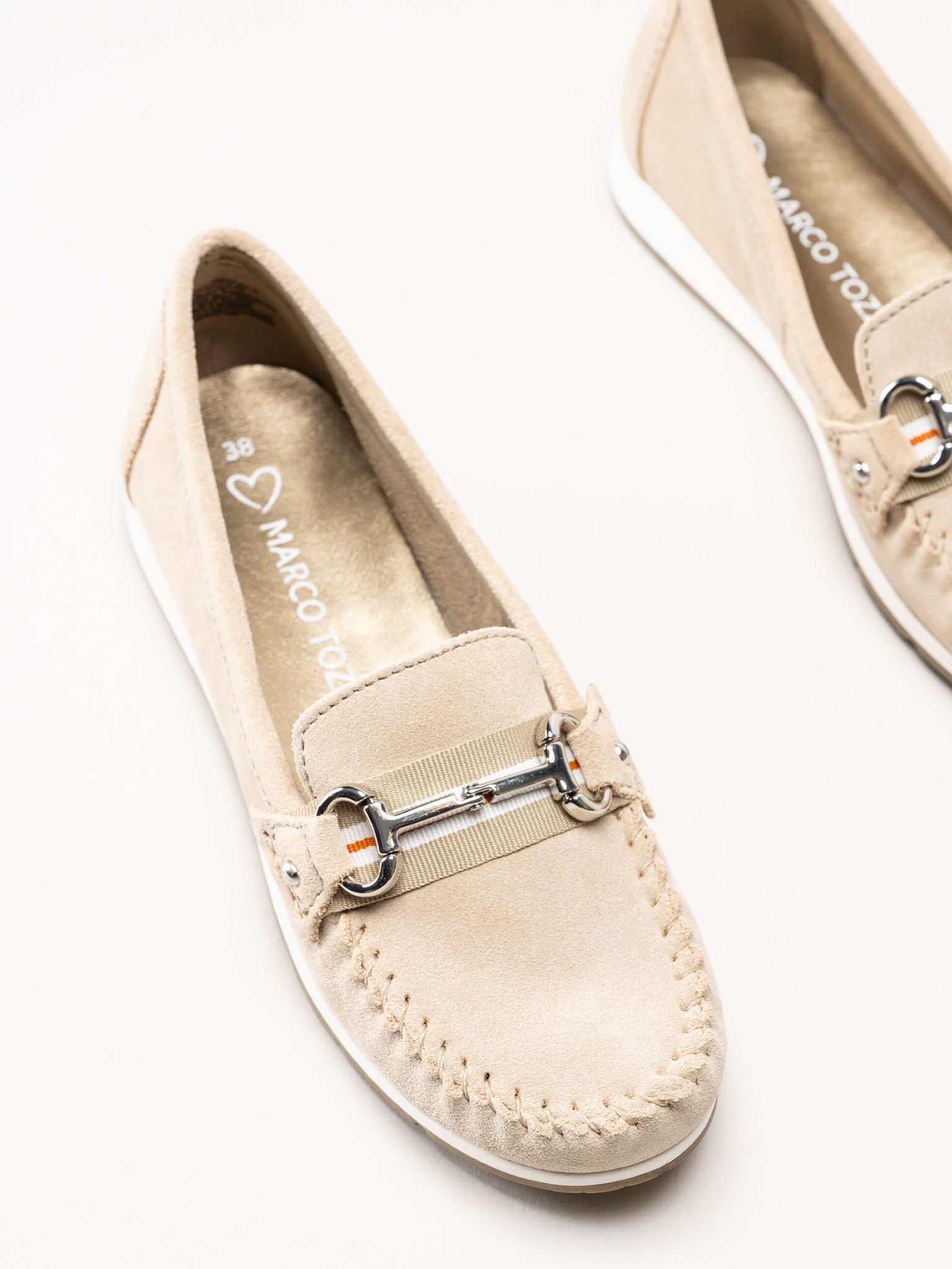 Marco Tozzi - Beige loafers i mocka