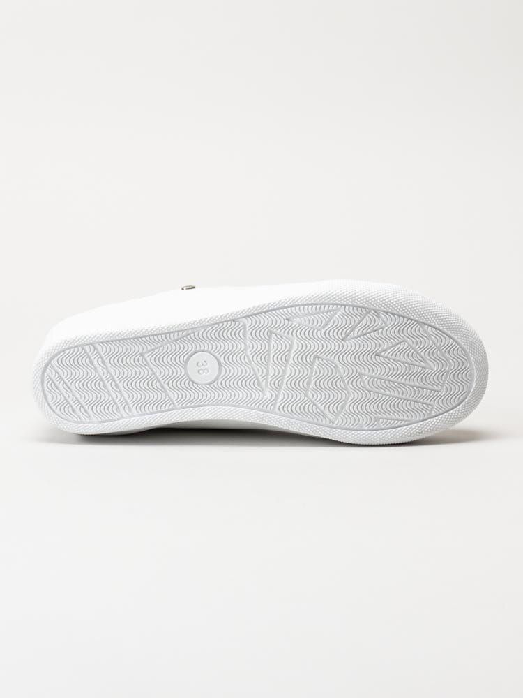 Charlotte of Sweden - Vita sneakers i skinn