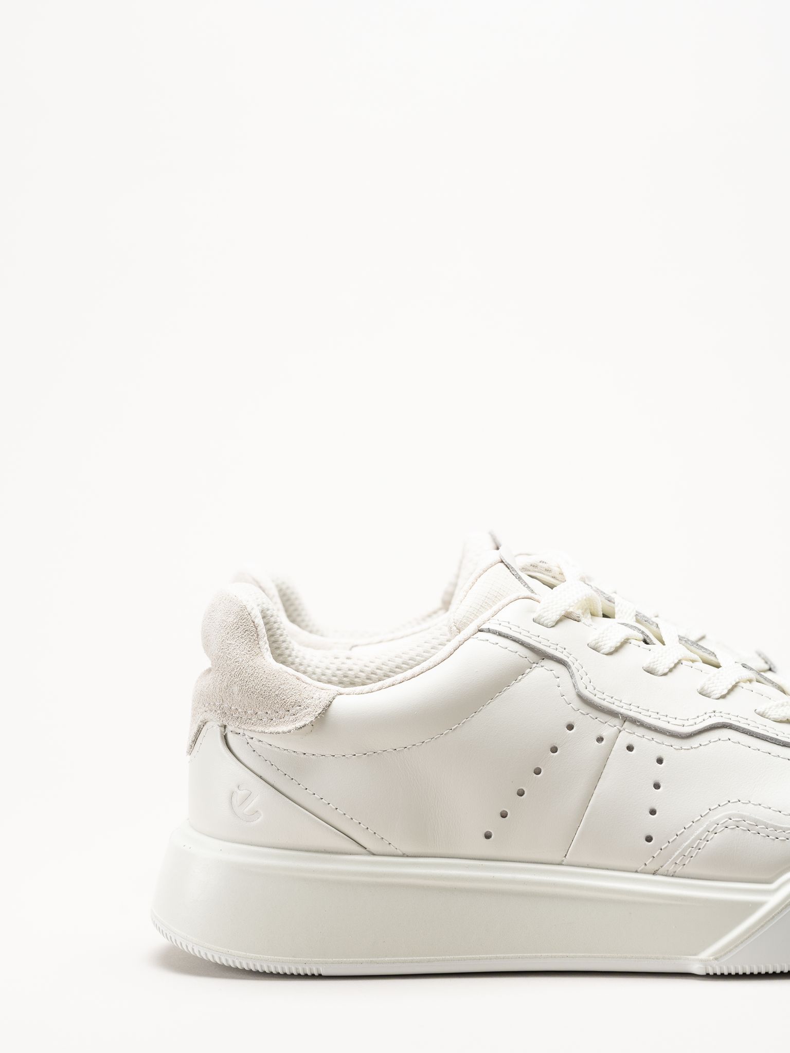 Ecco - Steet Court - Vita sneakers i skinn