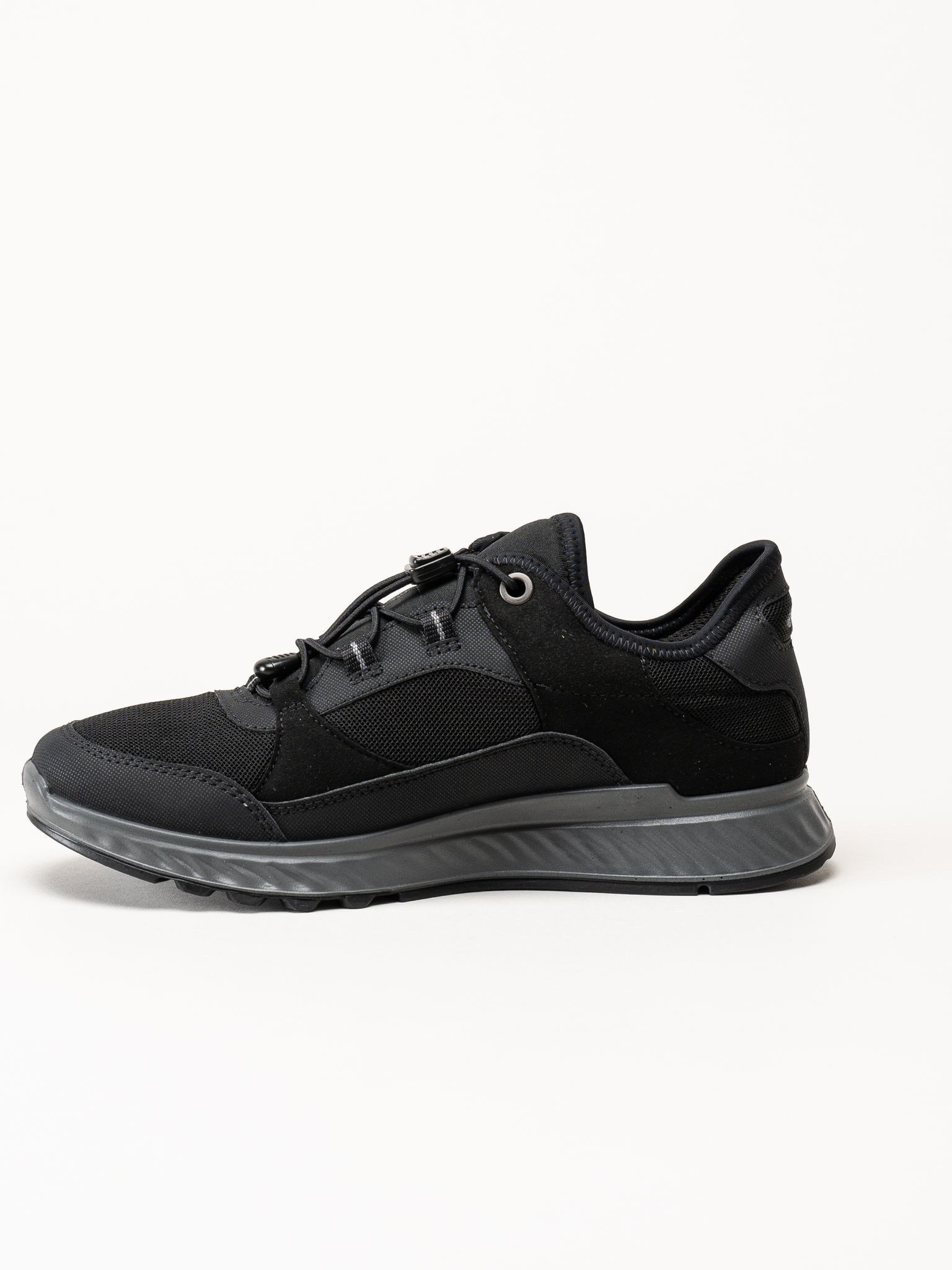 Ecco - Exostride - Svarta sneakers
