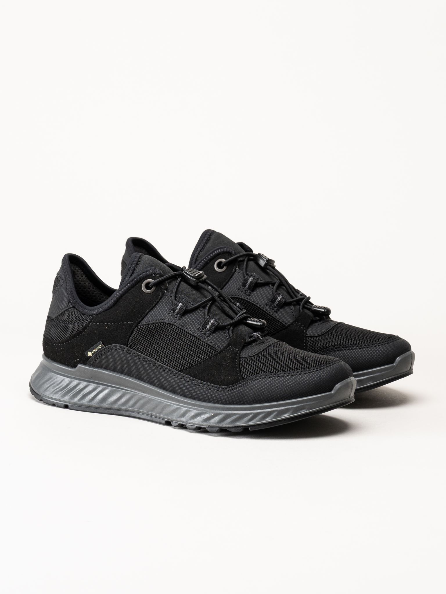 Ecco - Exostride - Svarta sneakers