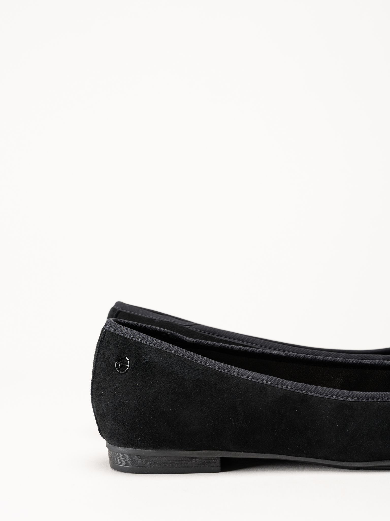 Tamaris - Wide fit - Svarta ballerinaskor