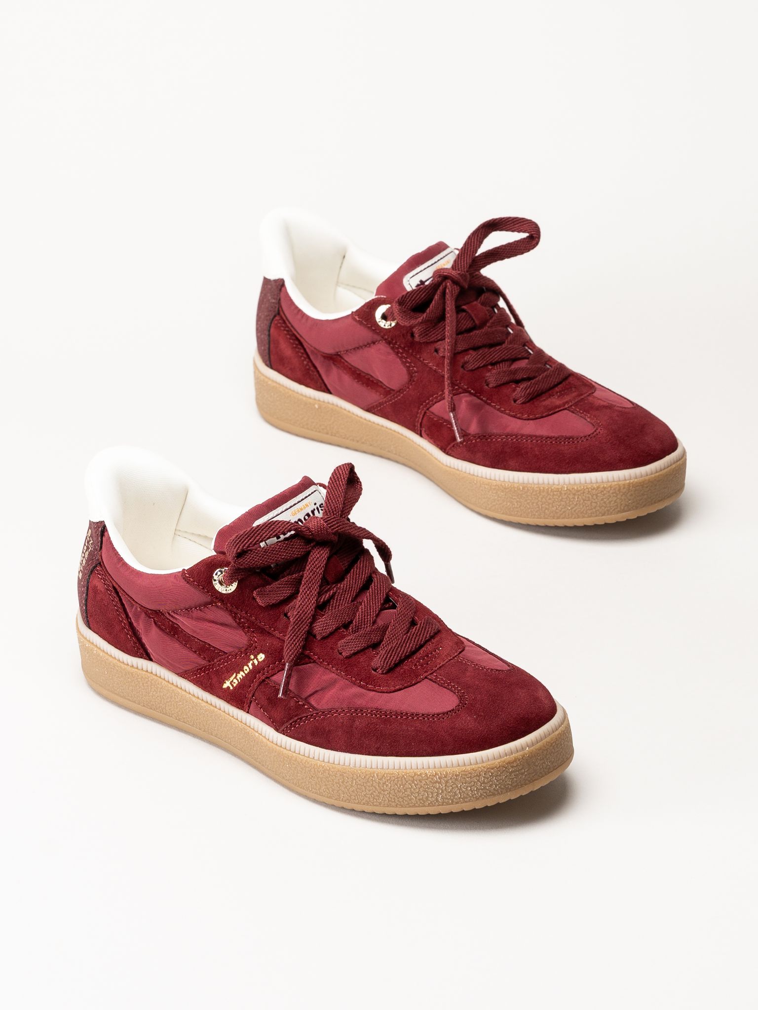 Tamaris - Wide fit - Vinröda sneakers