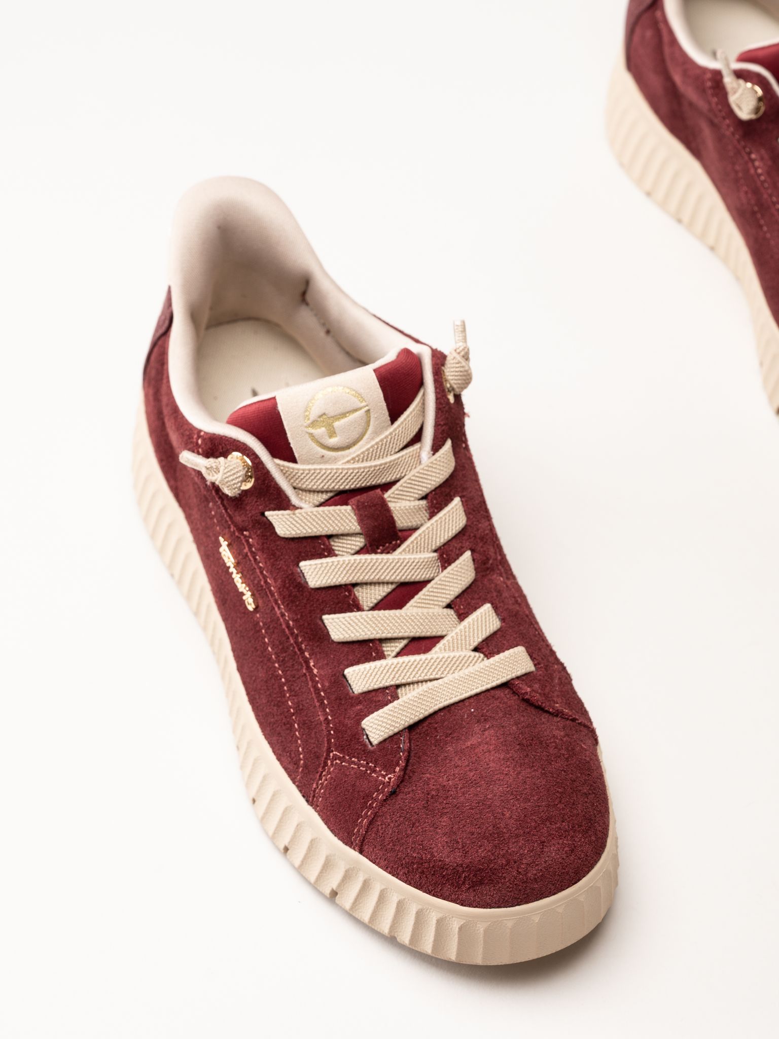 Tamaris - Wide fit - Vinröda sneakers