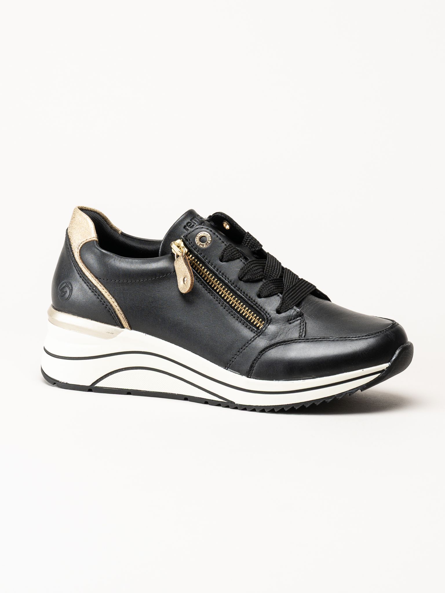 Remonte - Svarta sneakers