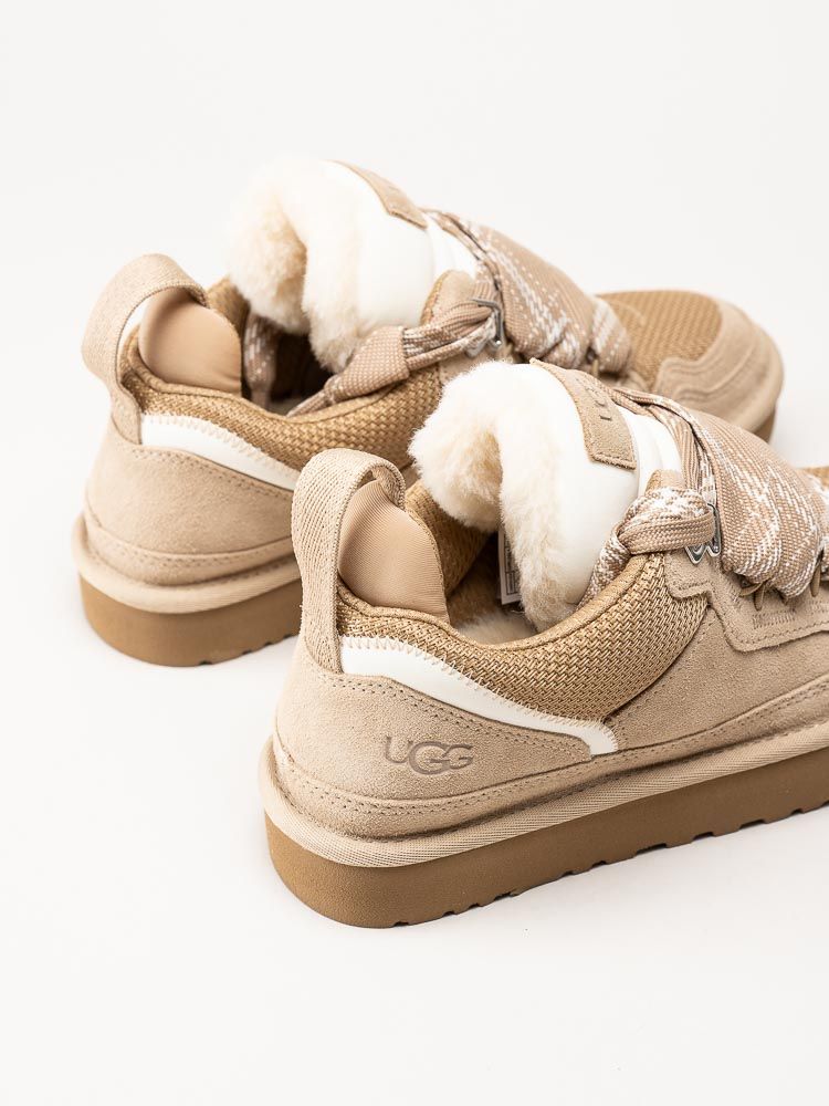 UGG - Lowmel - Beige ullfodrade sneakers