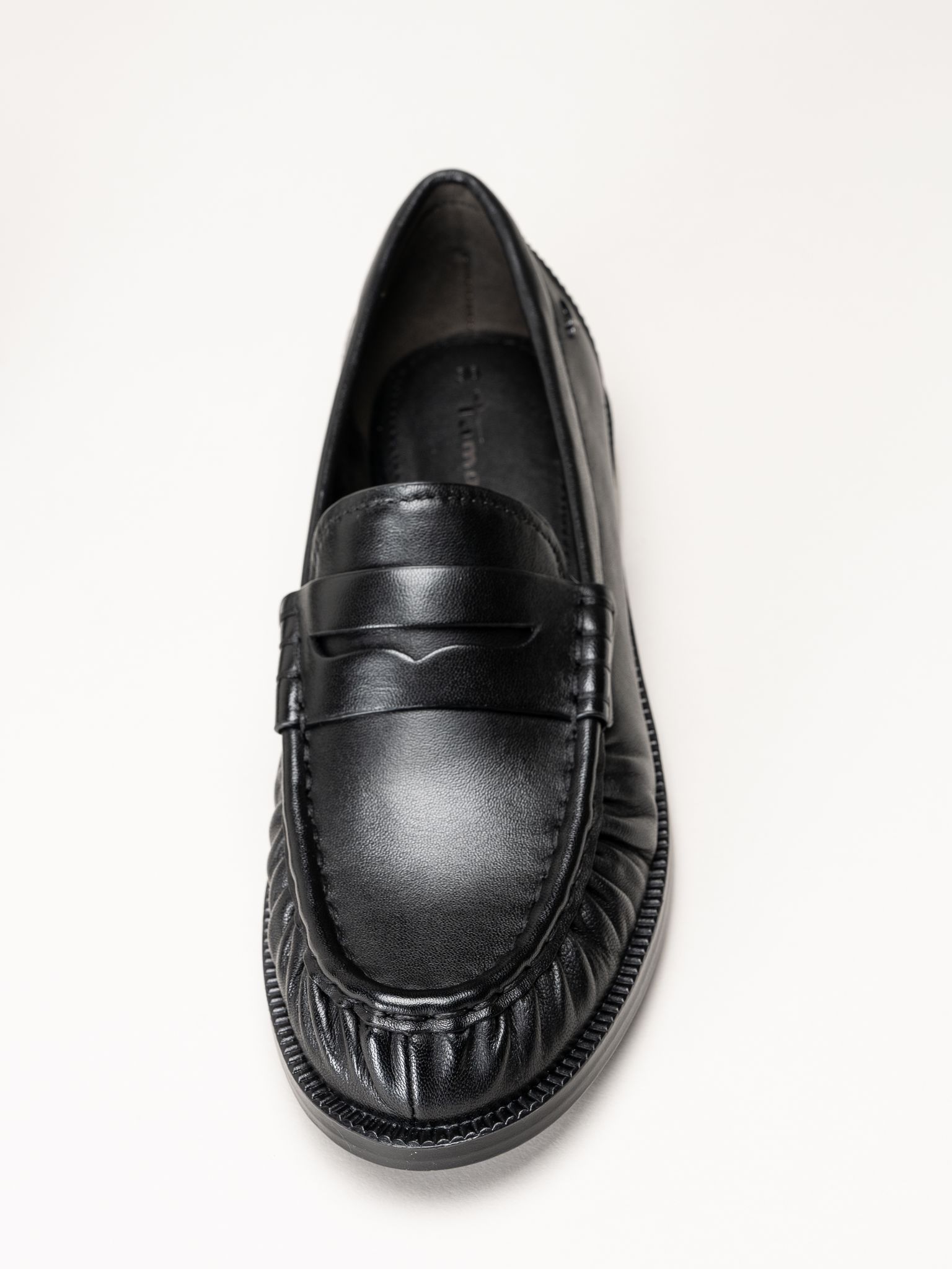Tamaris - Svarta pennyloafers