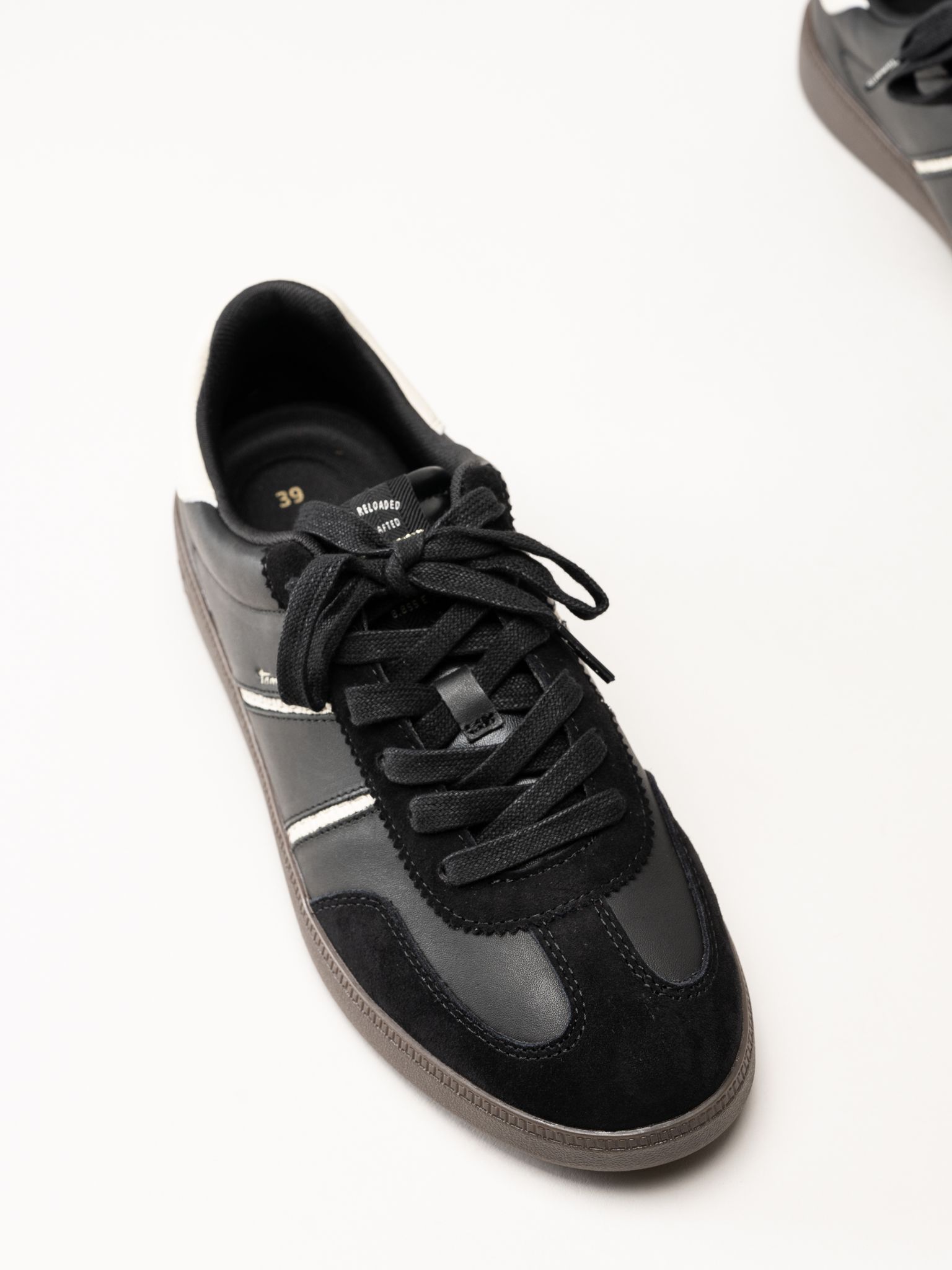 Tamaris - Svarta sneakers