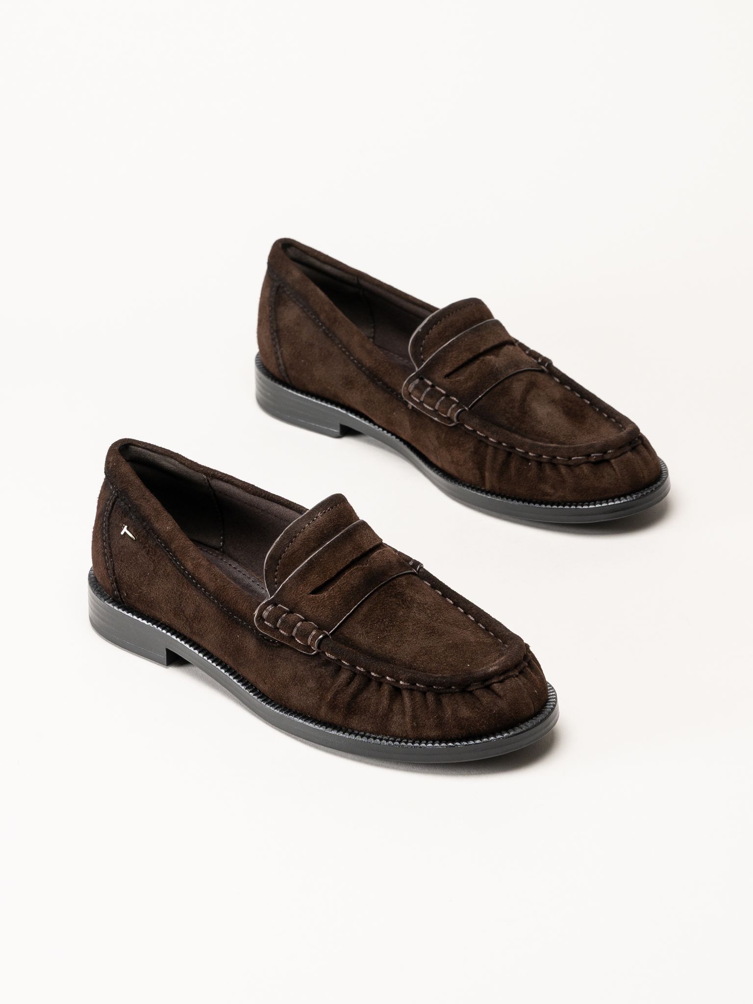 Tamaris - Mörkbruna pennyloafers