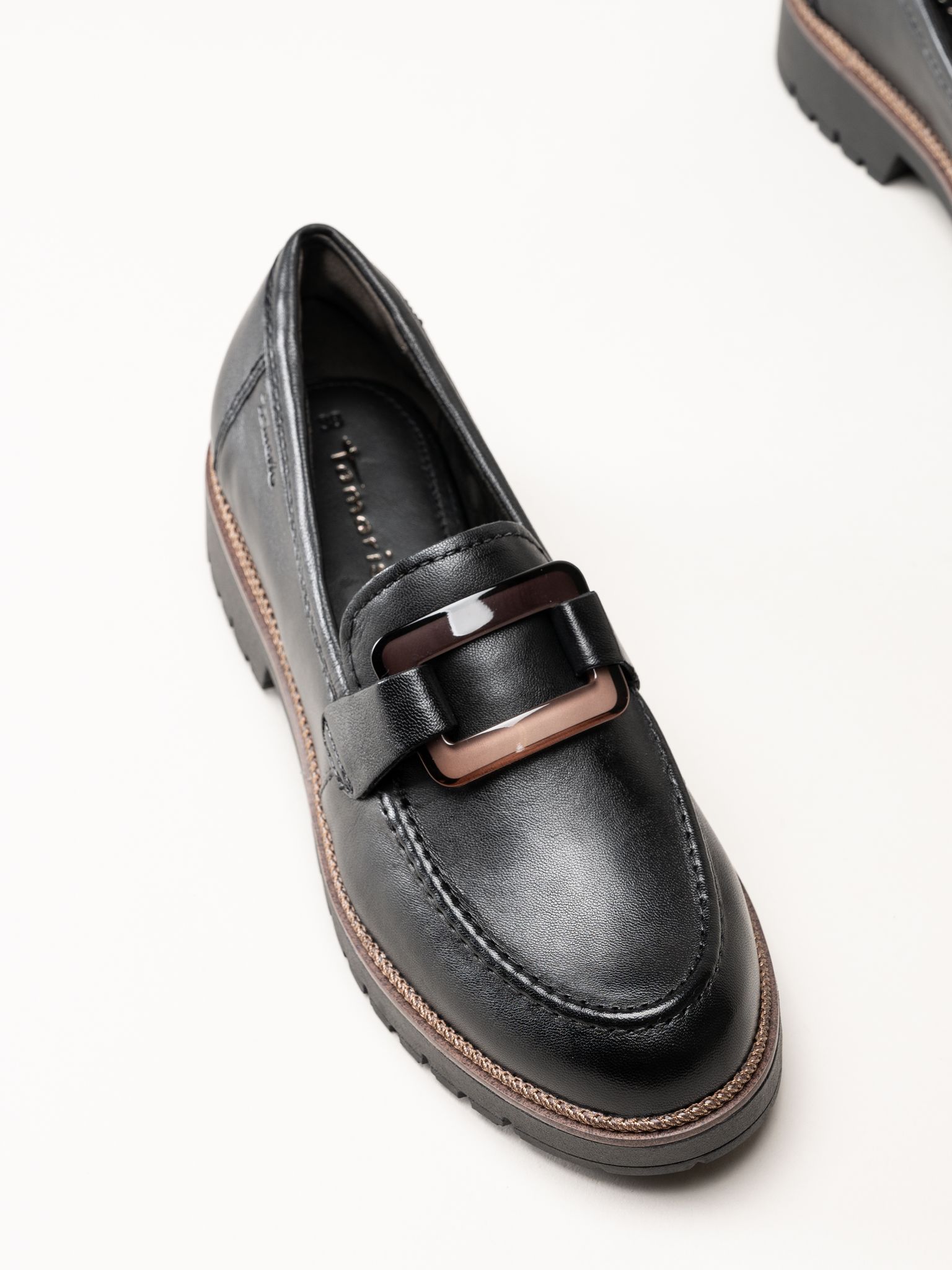 Tamaris - Svarta loafers