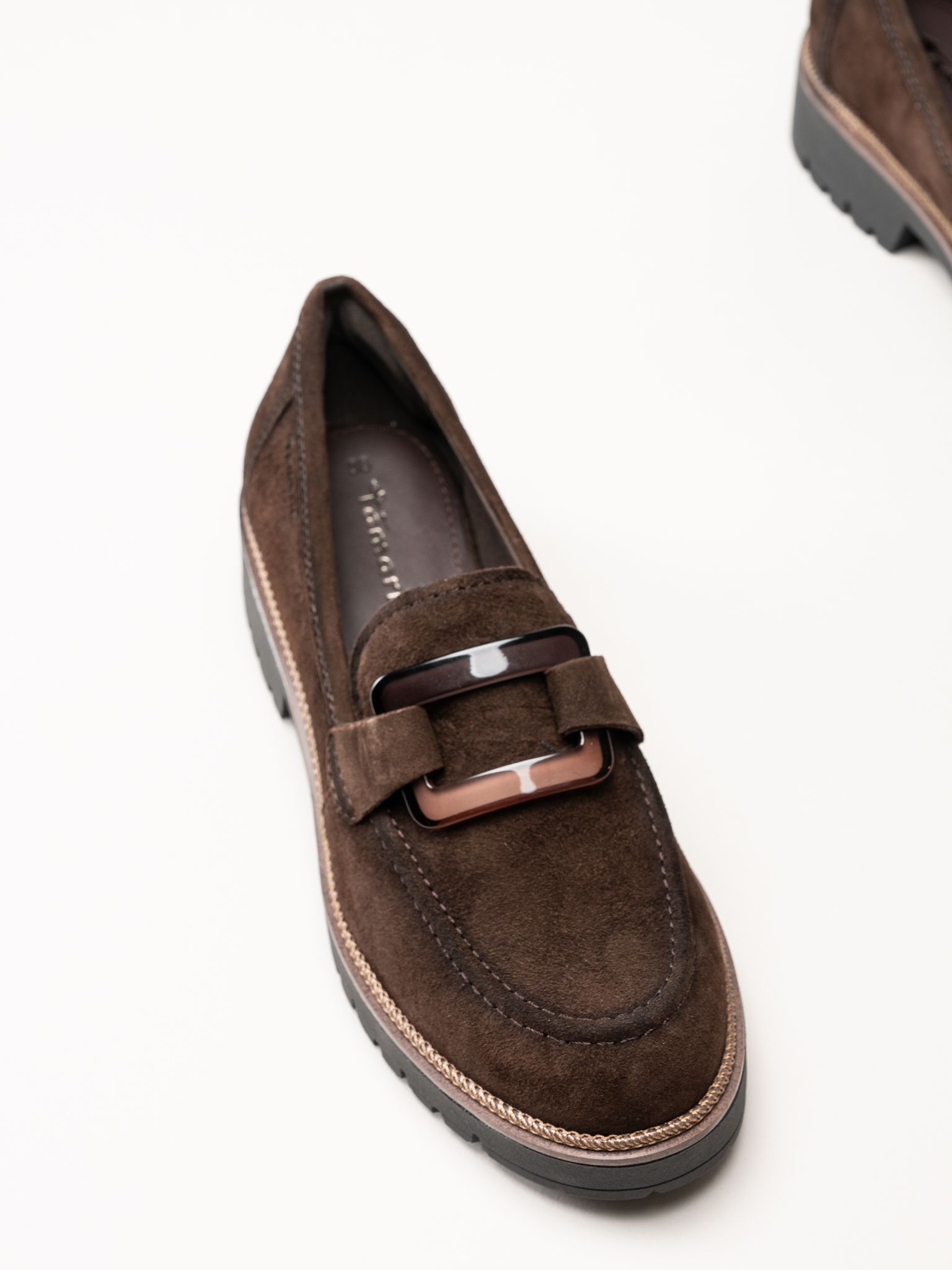 Tamaris - Mörkbruna loafers