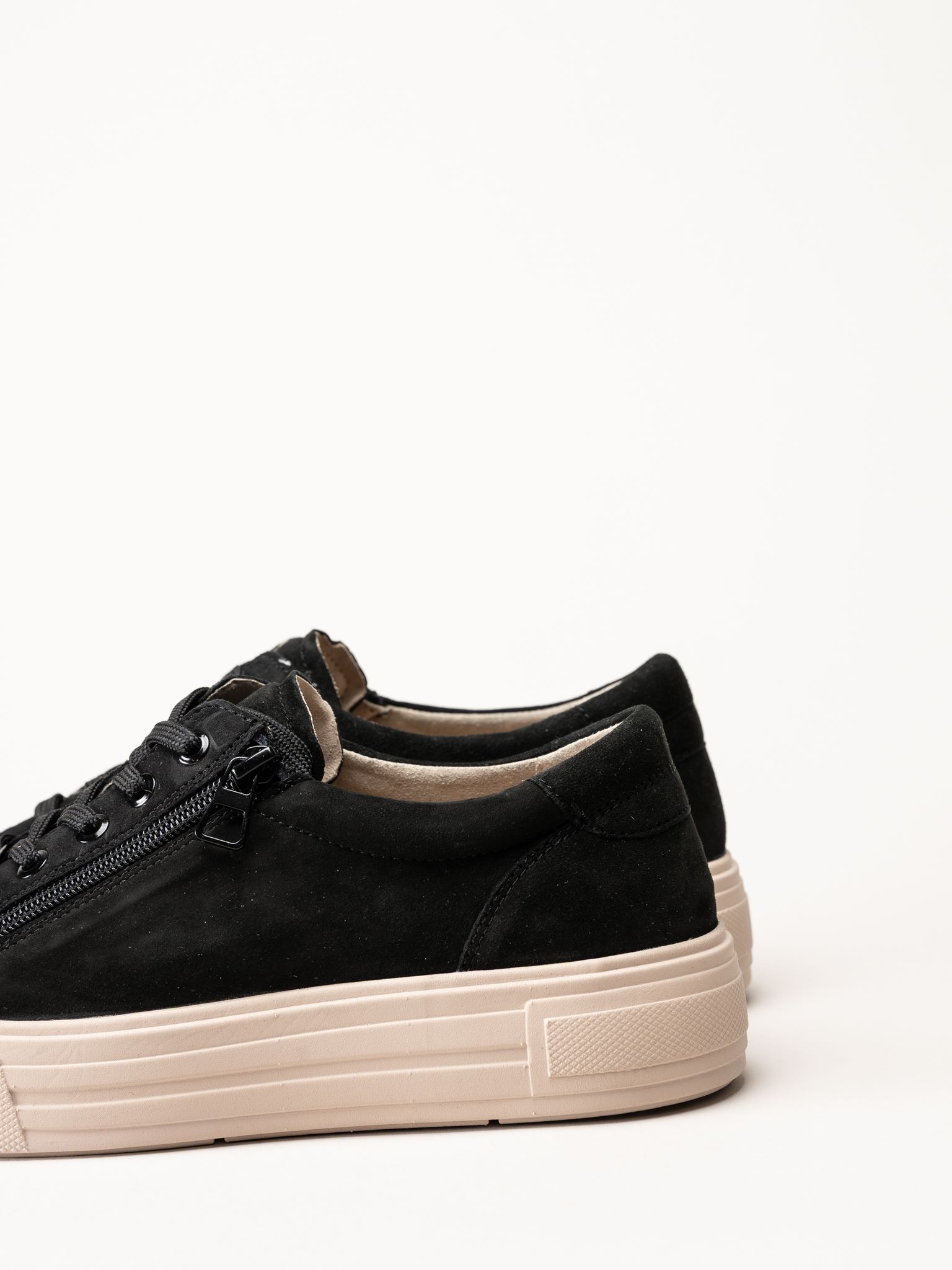 Caprice - Svarta sneakers