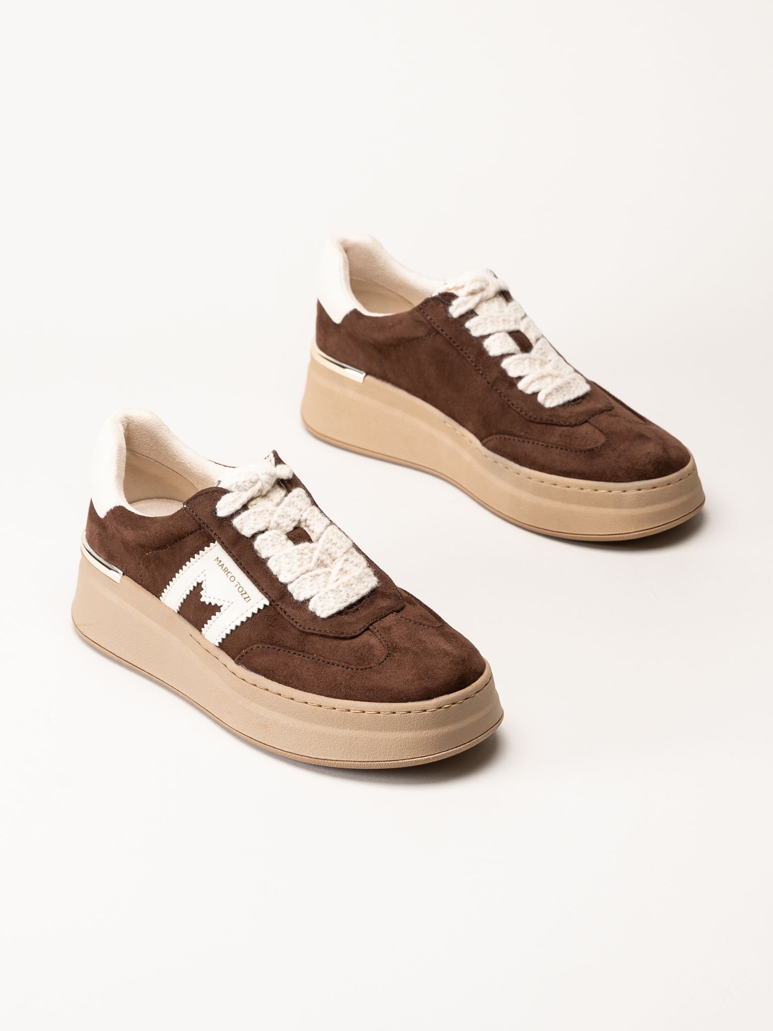Marco Tozzi - Mörkbruna platåsneakers