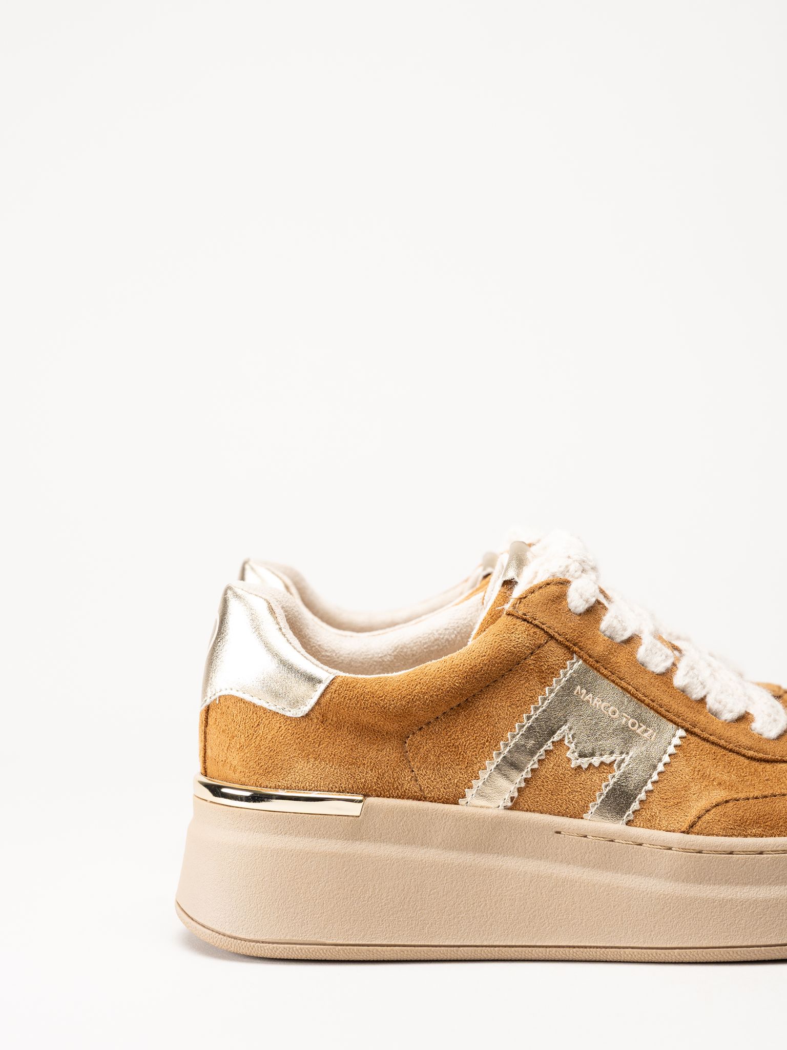 Marco Tozzi - Ljusbruna sneakers