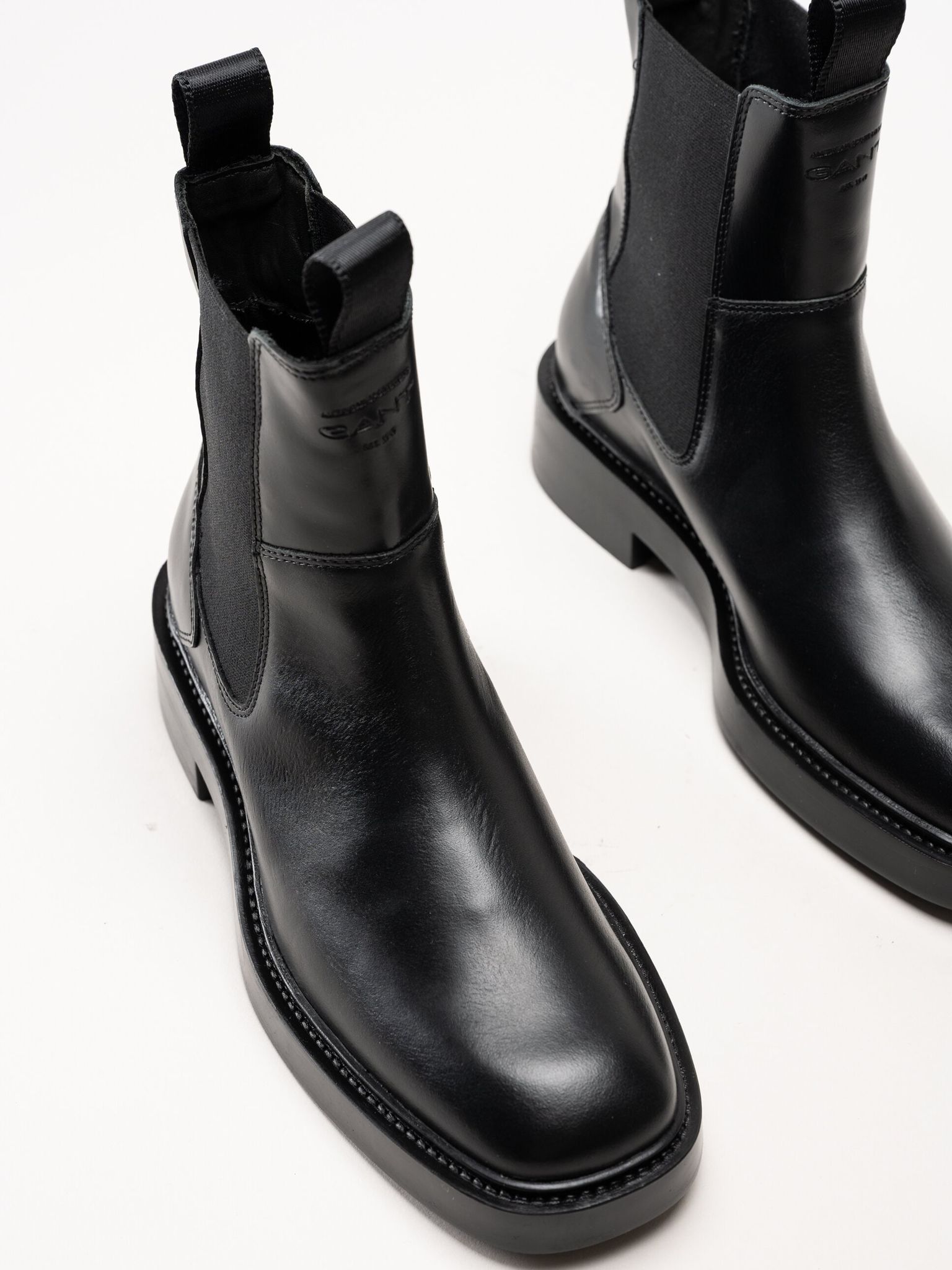 Gant Footwear - Fallwi - Svarta chelsea boots i skinn