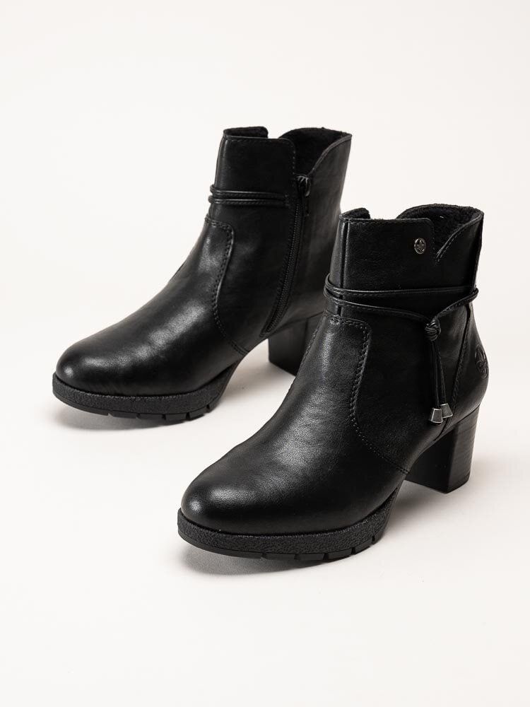 Rieker - Svarta stövletter med klack