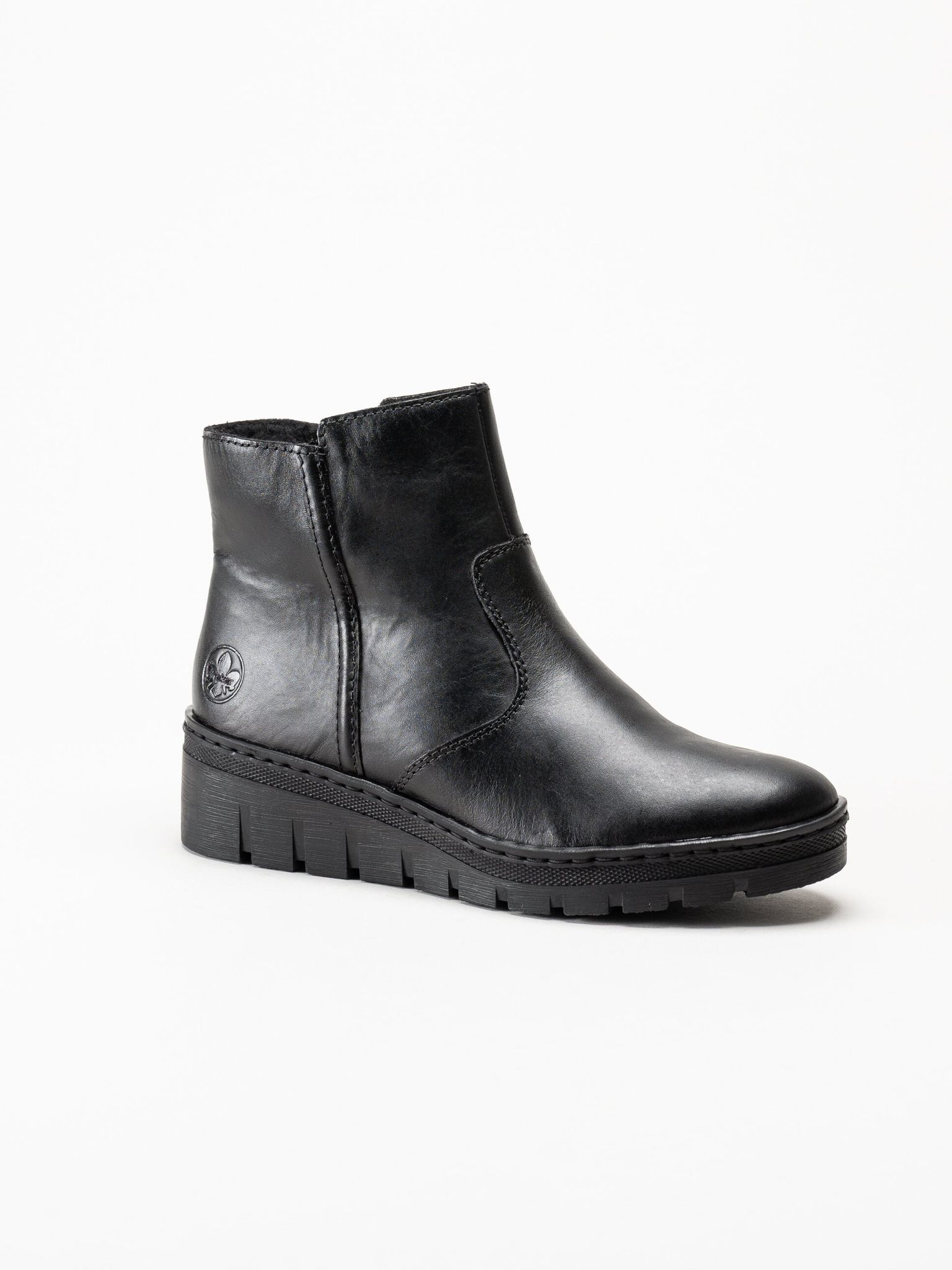 Rieker - Svarta fodrade kilklackade boots