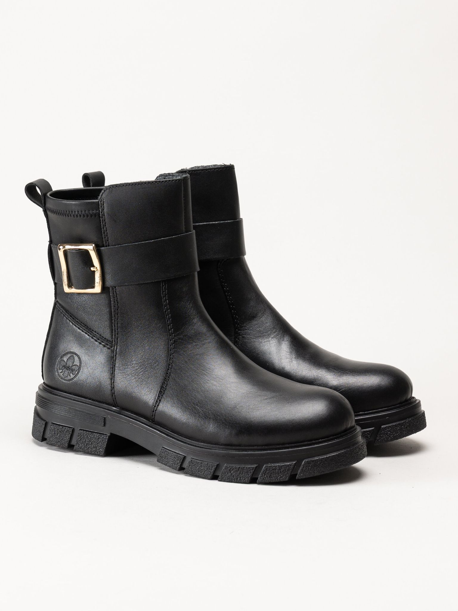 Rieker - Svarta boots i skinn