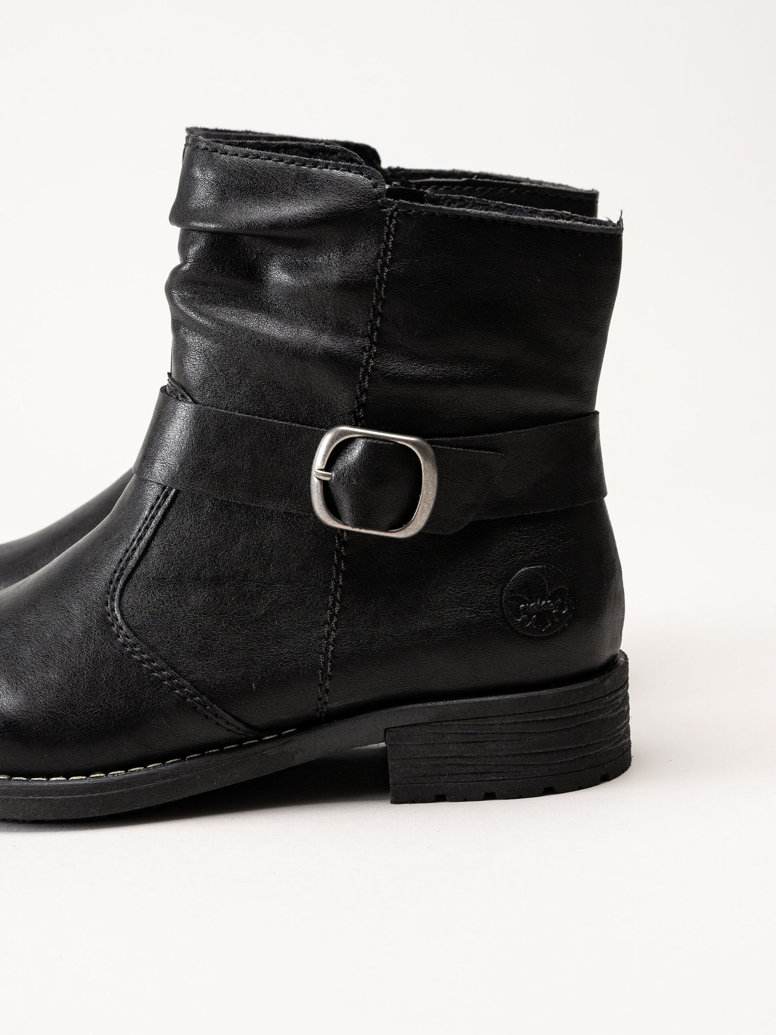 Rieker - Svarta varmfodrade boots