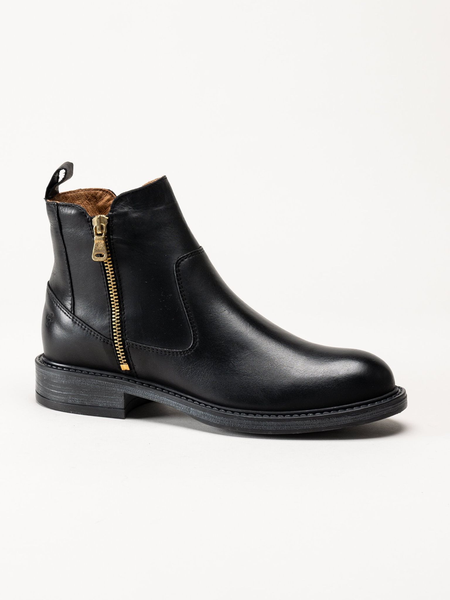 Shoedesign Copenhagen - Claudia - Svarta boots i skinn