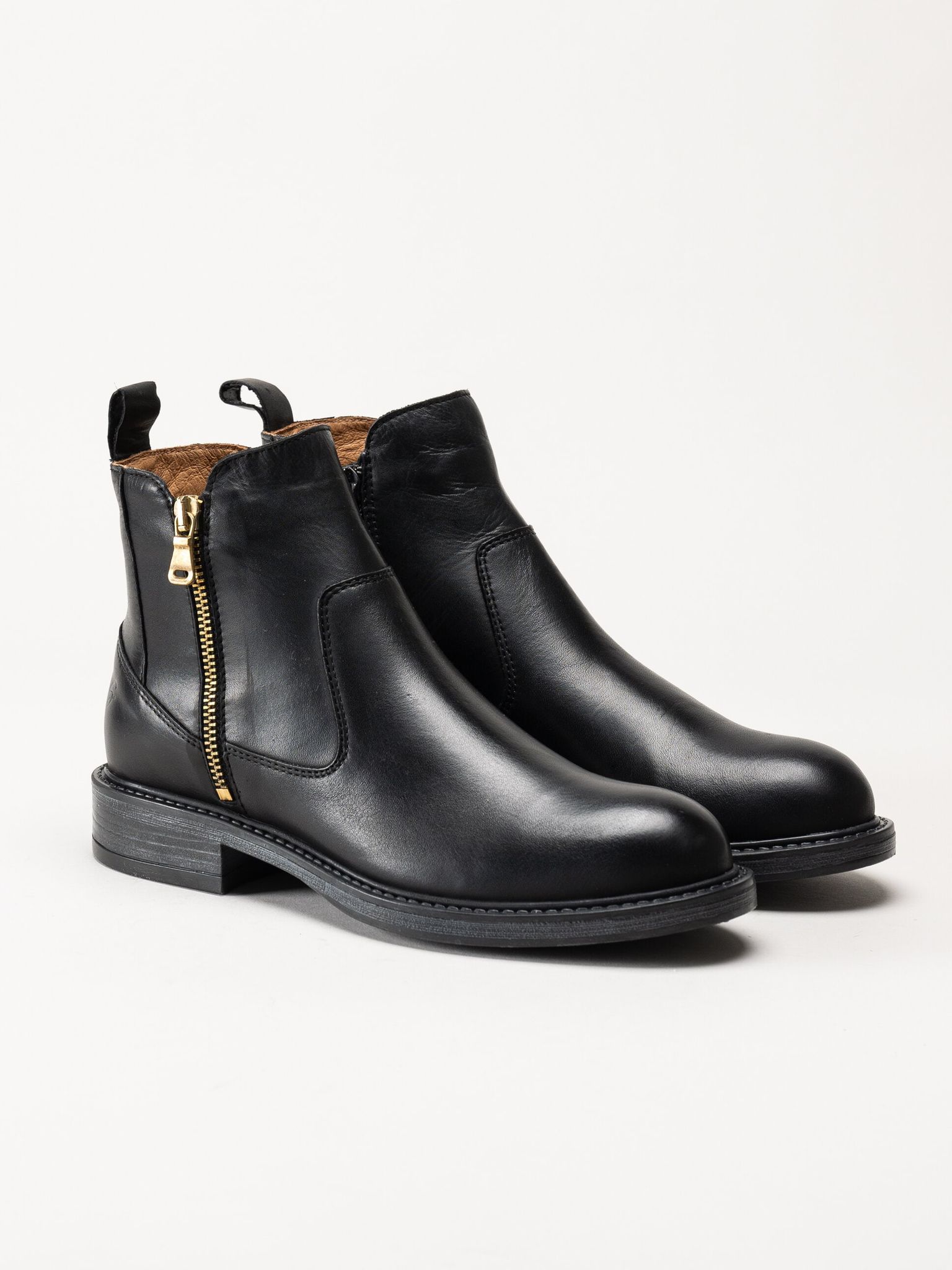 Shoedesign Copenhagen - Claudia - Svarta boots i skinn